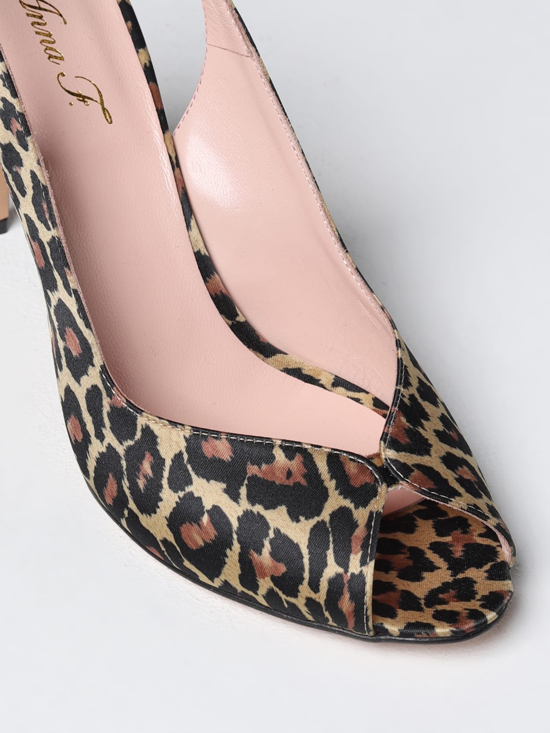 Anna deals leopard sandals