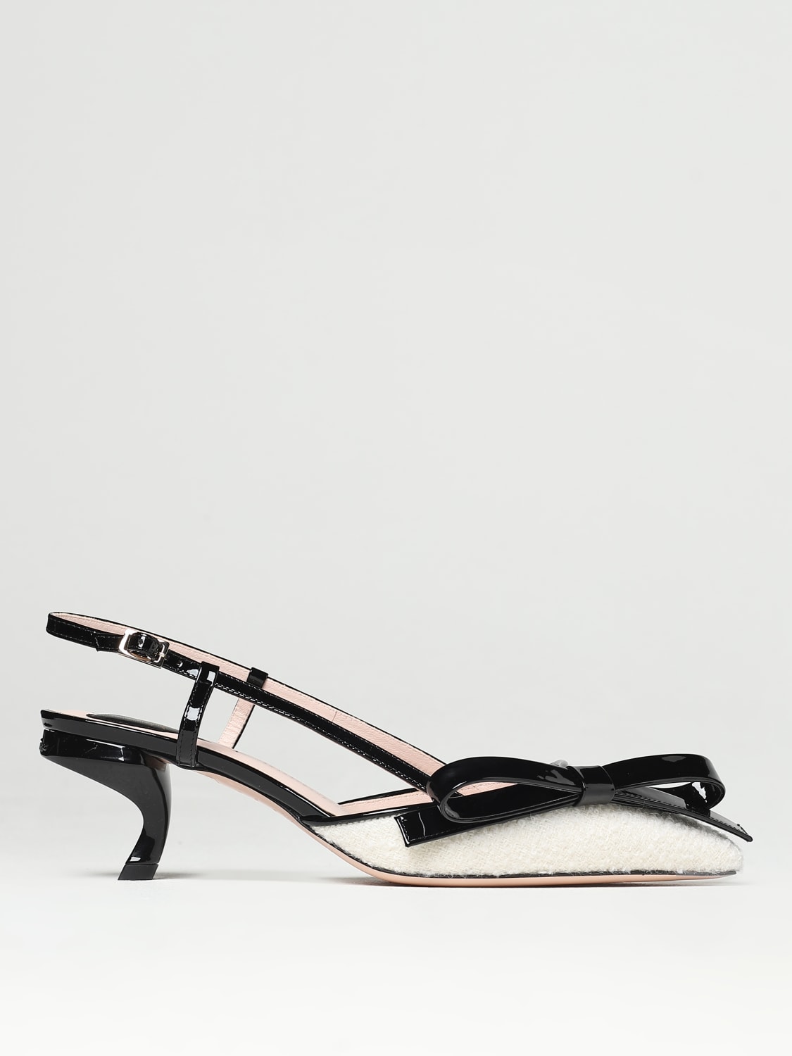 Roger vivier hot sale black heels