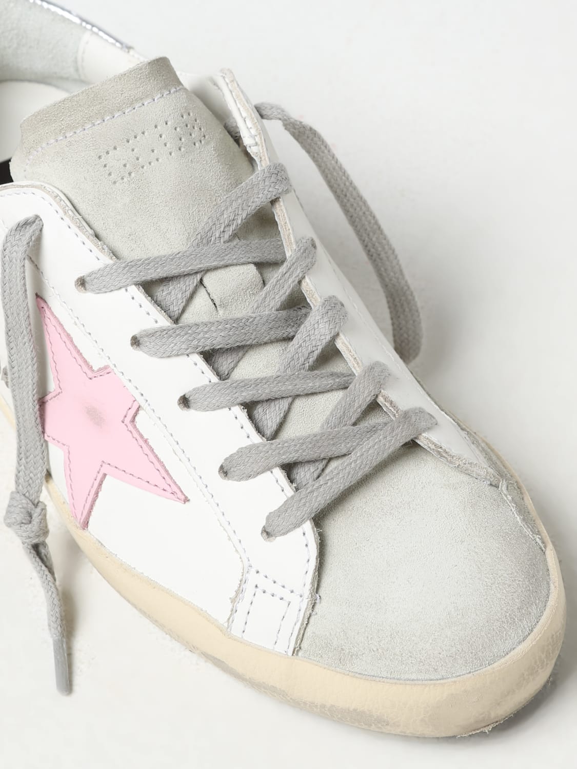 GOLDEN GOOSE: Super Star sneakers in used leather - White