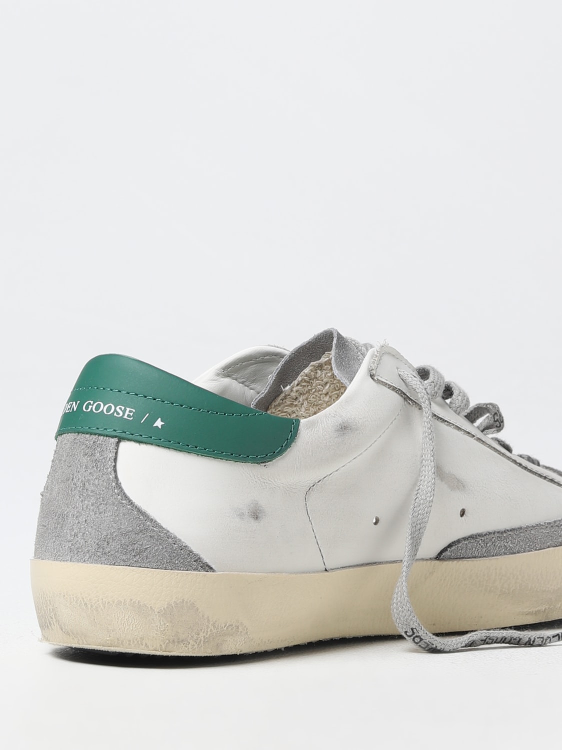 GOLDEN GOOSE: Super-Star Classic sneakers in used leather - White ...