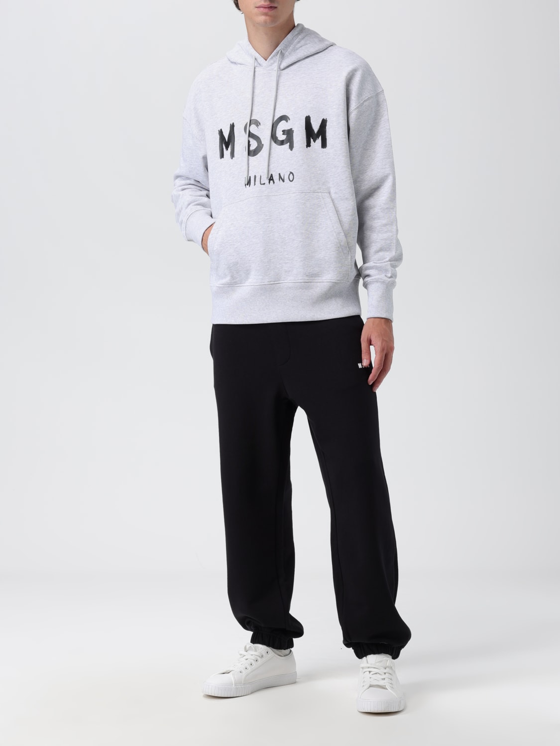 MSGM：スウェットシャツ メンズ - グレー | GIGLIO.COMオンラインの