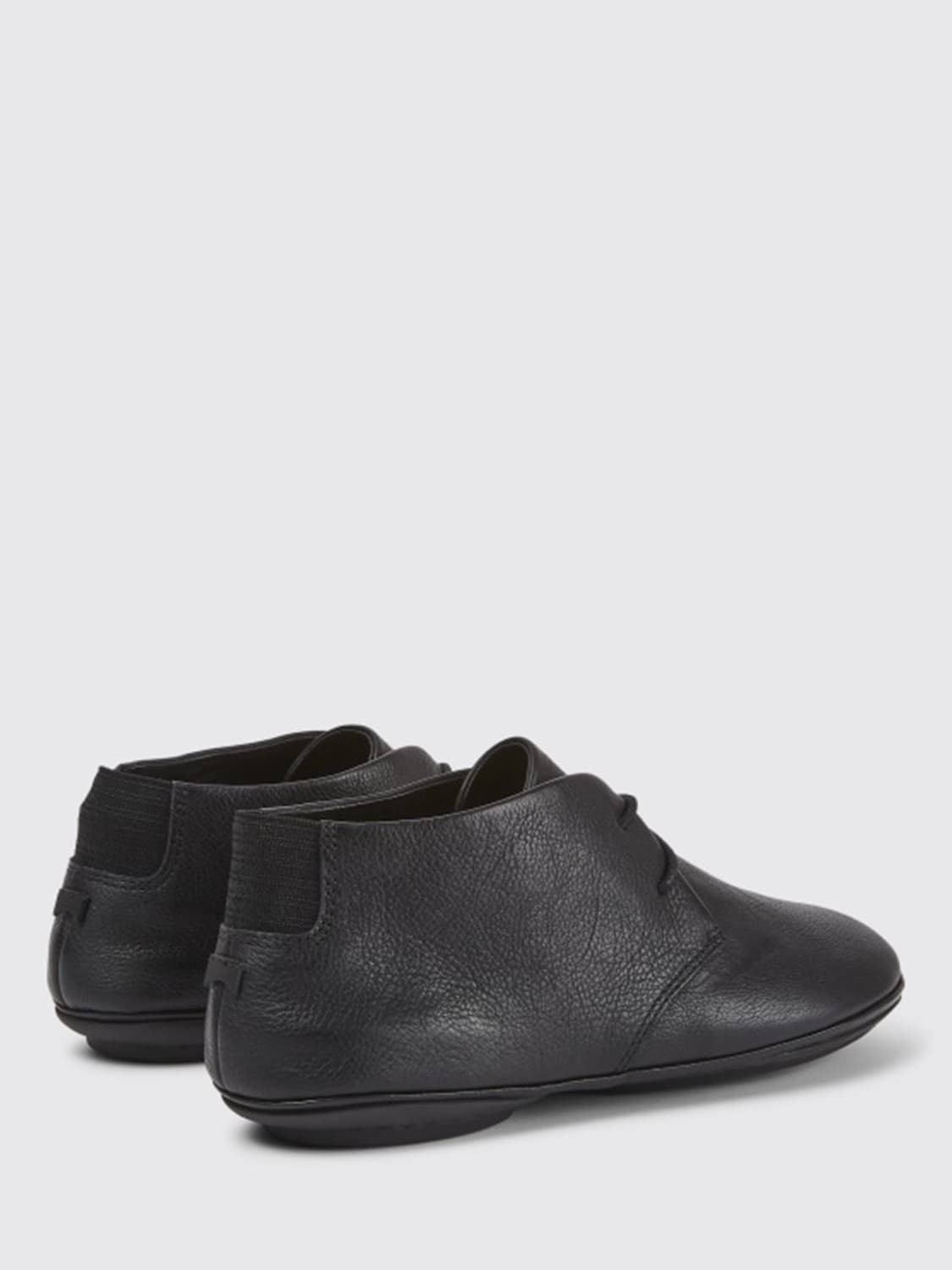 Camper Outlet: Right ankle boots in full grain calfskin - Black