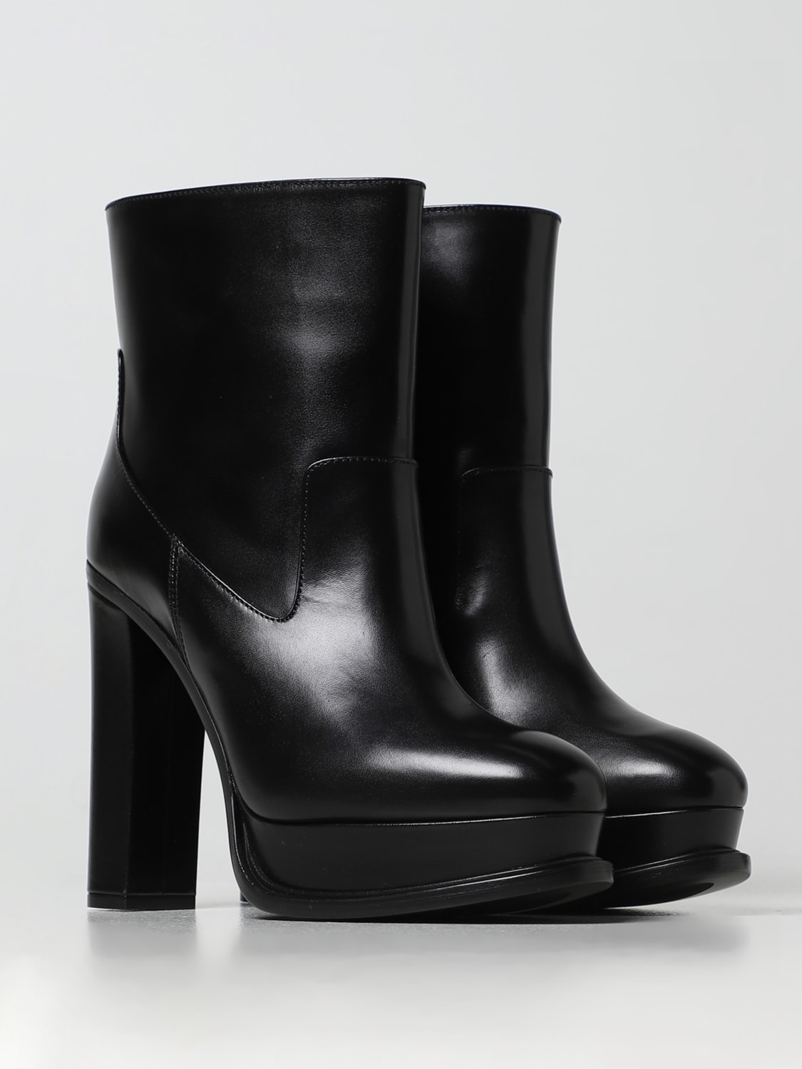 Alexander mcqueen sale women boots