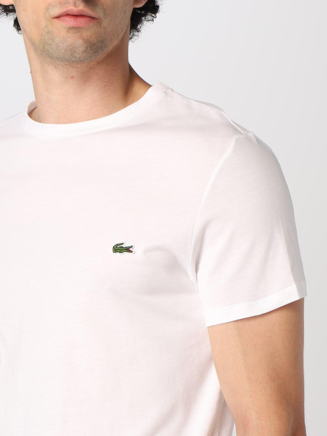 T shirt on sale blanc lacoste homme