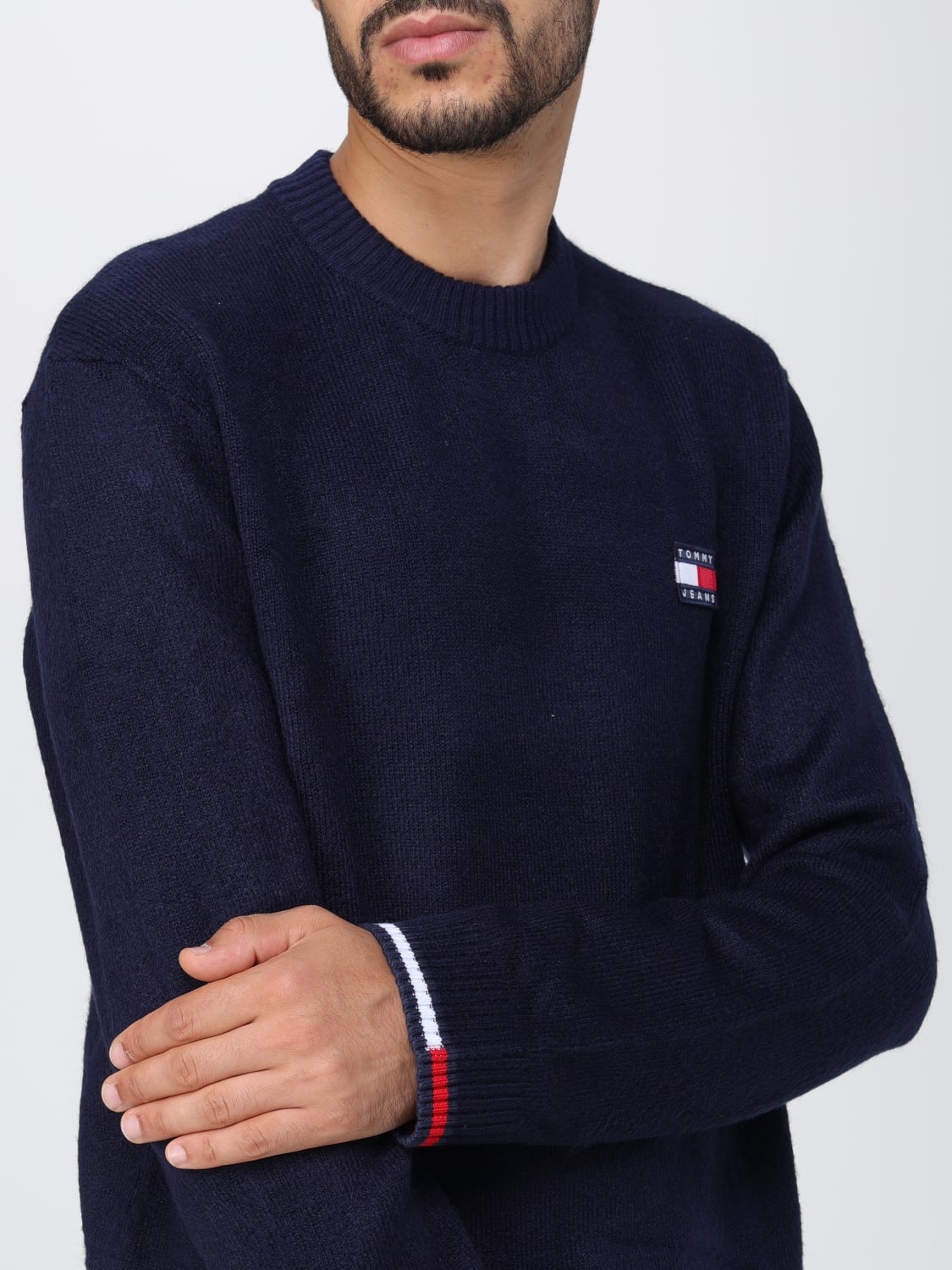 Tommy jeans sales navy jumper