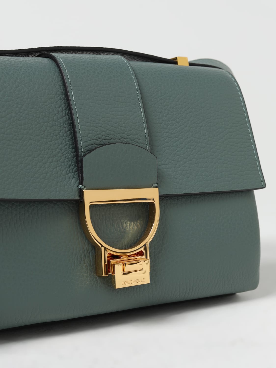 COCCINELLE Sac port main femme Vert Sac Port Main