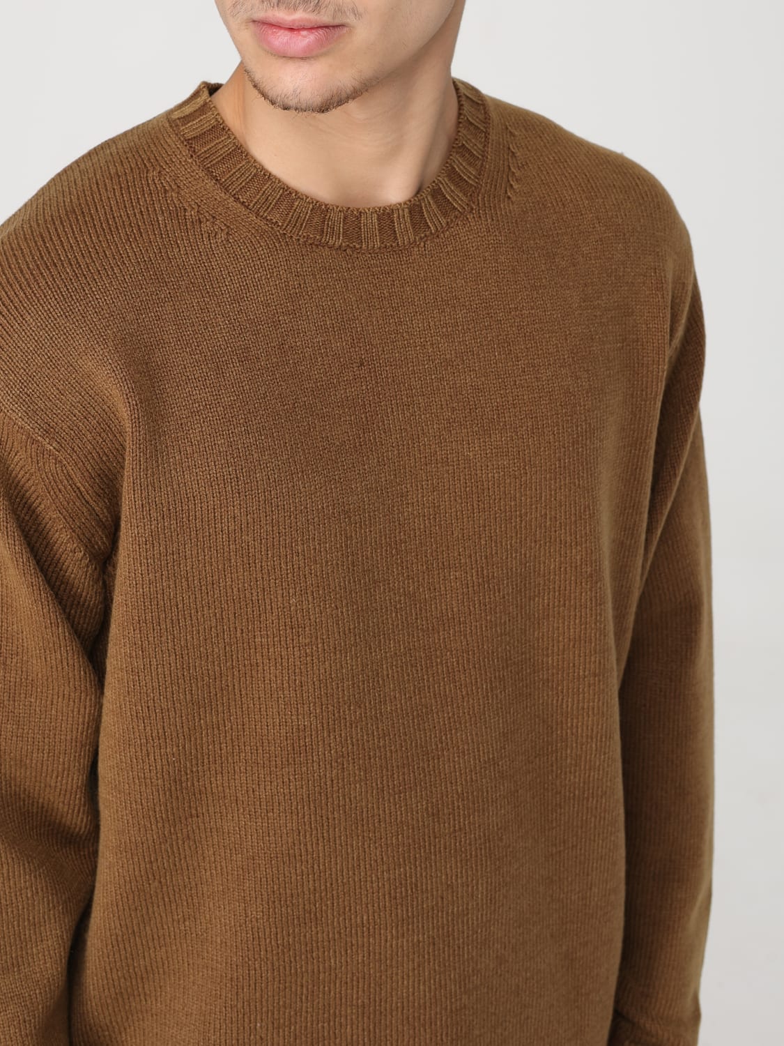 AURALEE: basic crew neck sweater - Brown | Auralee sweater