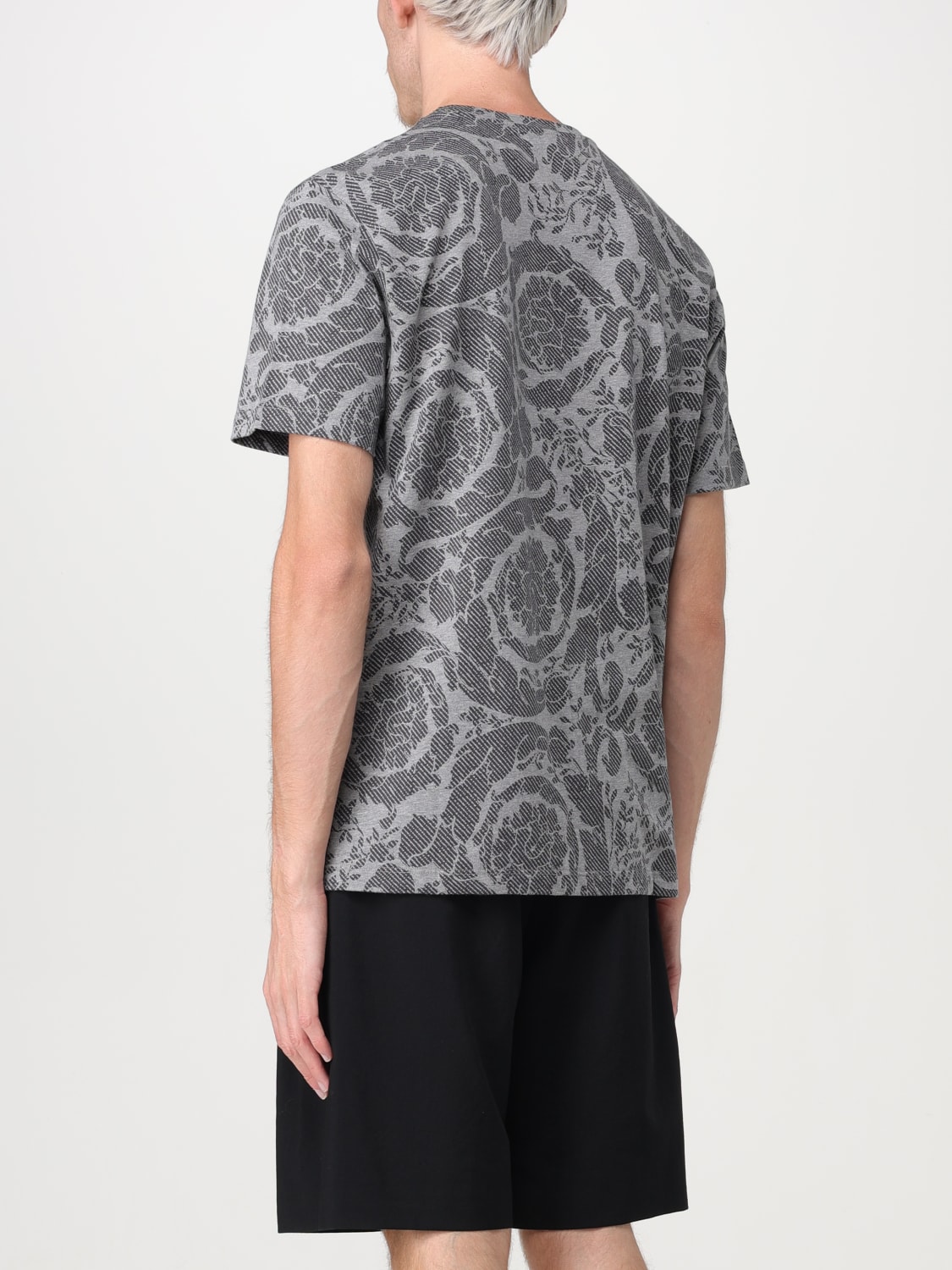 VERSACE：Tシャツ メンズ - グレー | GIGLIO.COMオンラインのVersace T ...