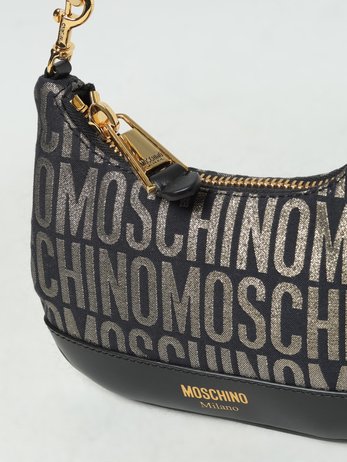 Borse moschino vecchie outlet collezioni