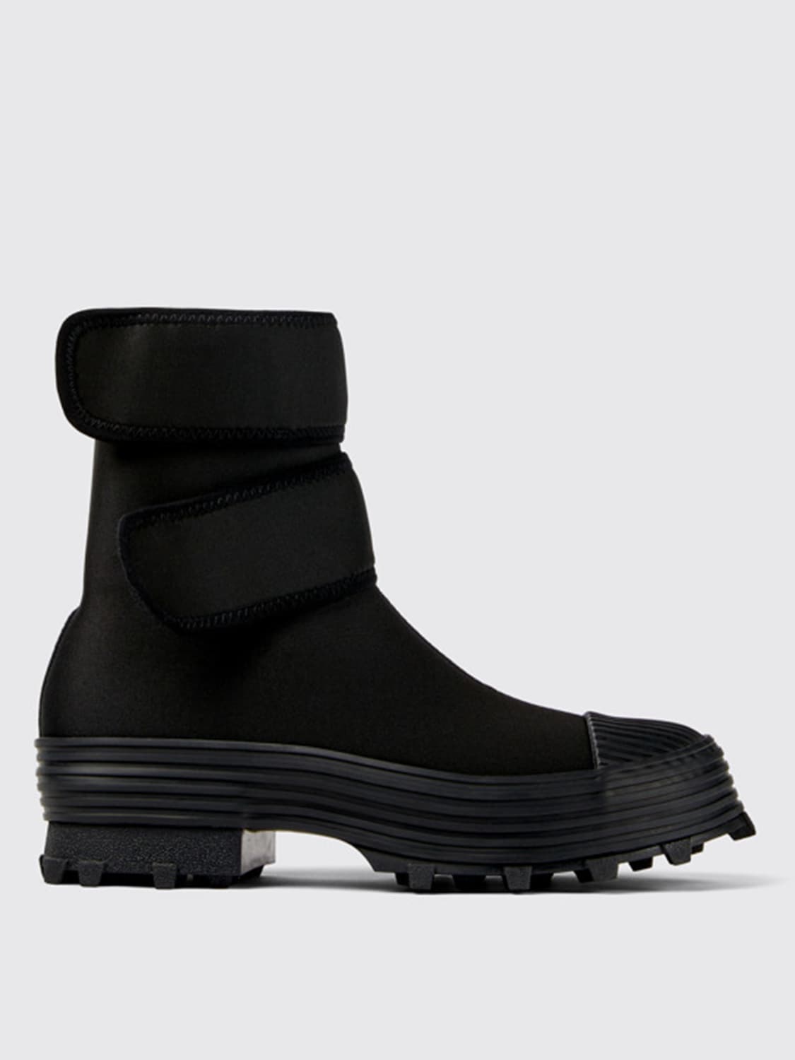 camperlab-flat-ankle-boots-for-woman-black-camperlab-flat-ankle