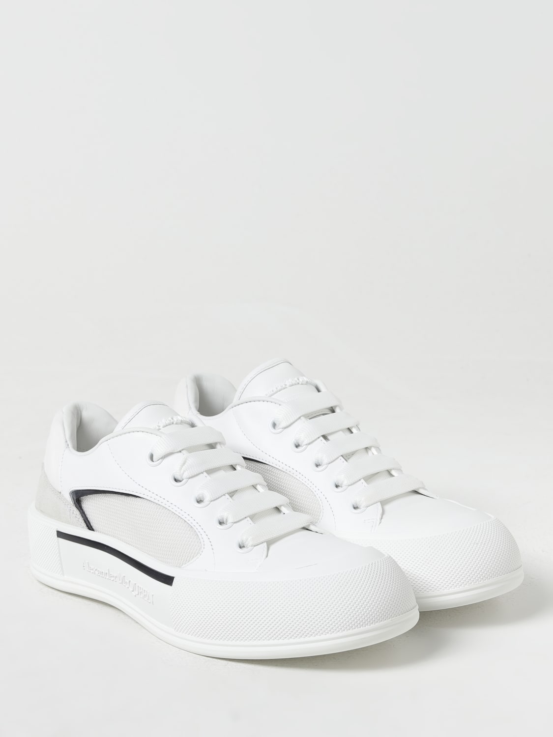 White alexander best sale mcqueen trainers