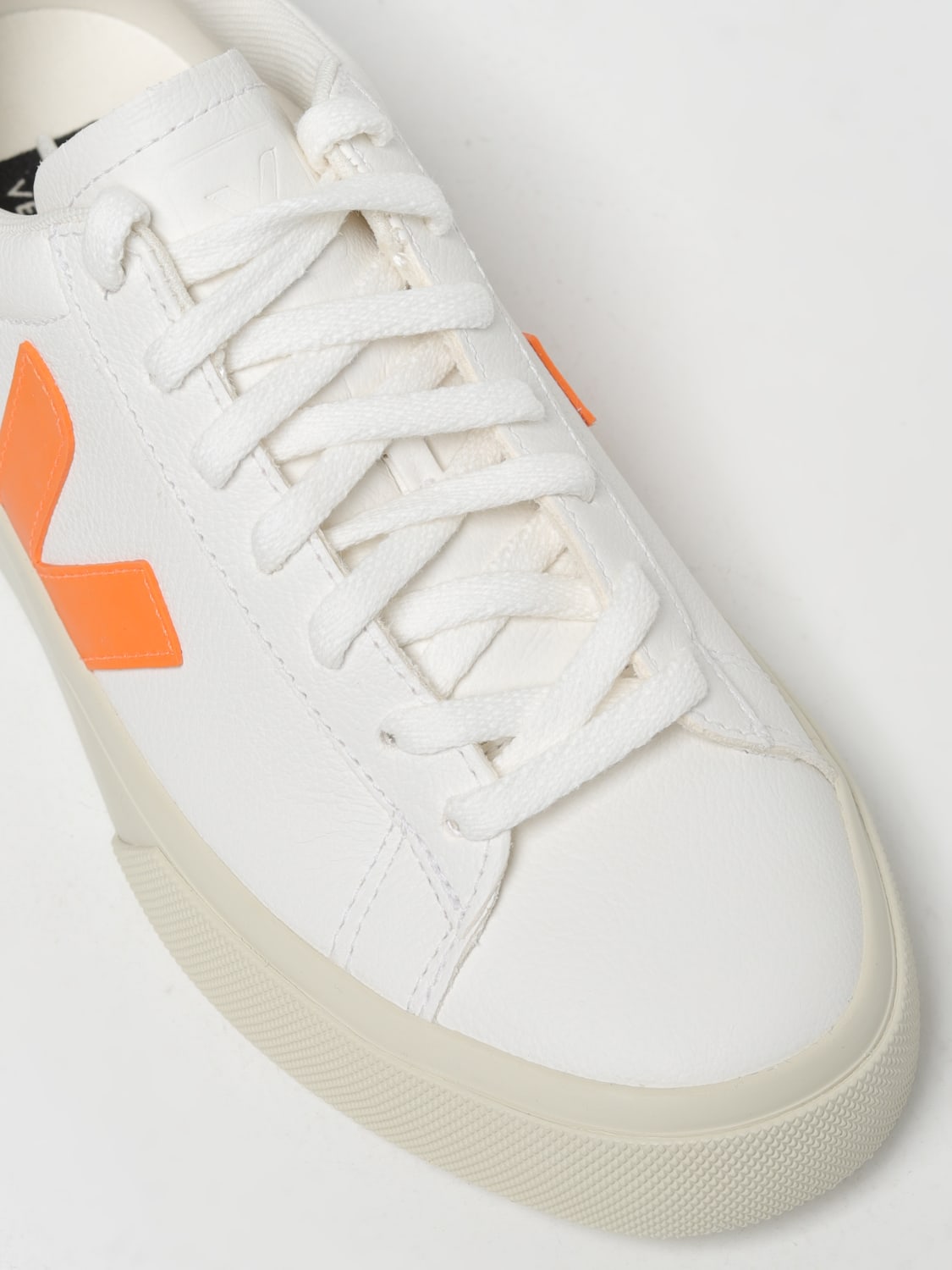 Veja 2025 femme orange