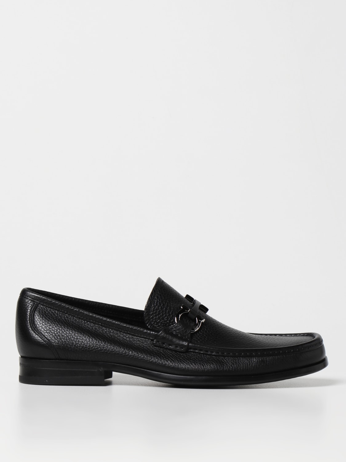 FERRAGAMO: Grandioso leather loafers - Black | FERRAGAMO loafers ...