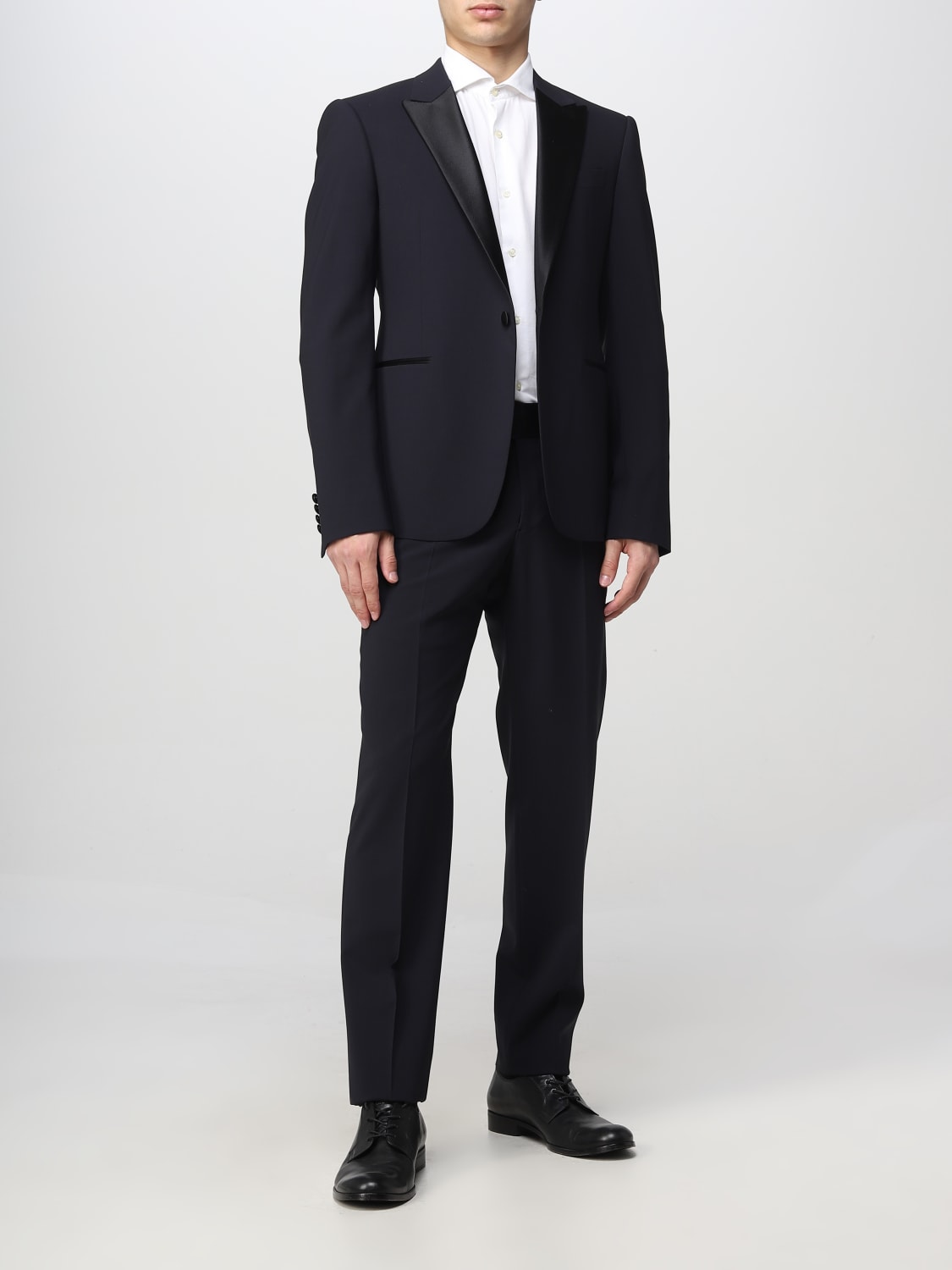 Emporio armani hotsell mens suits