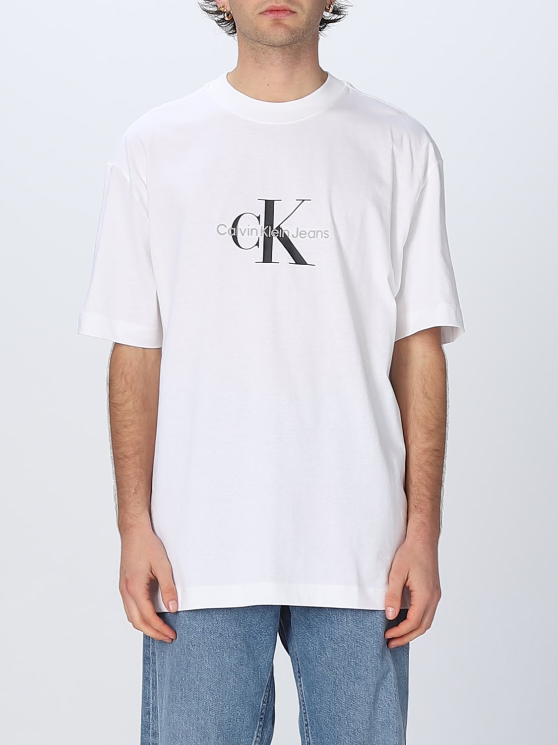 CALVIN KLEIN JEANS: T-shirt men - White  CALVIN KLEIN JEANS t-shirt  J30J323307 online at
