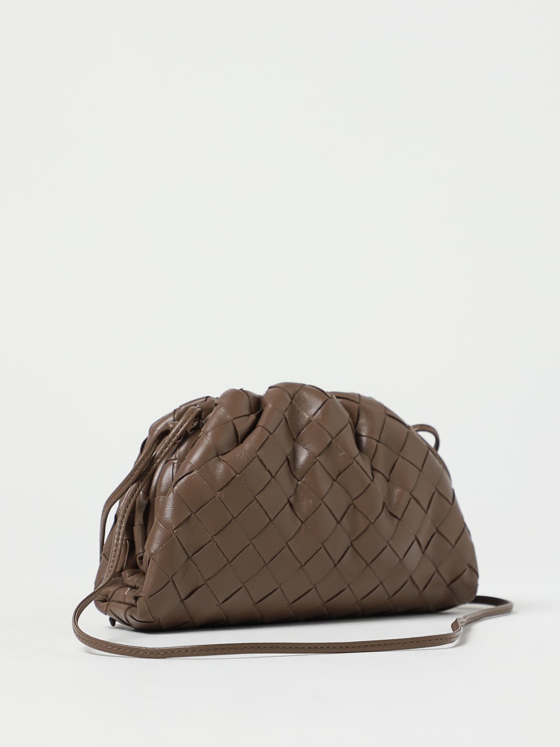 BOTTEGA VENETA: clutch in woven leather - Dove Grey | Bottega
