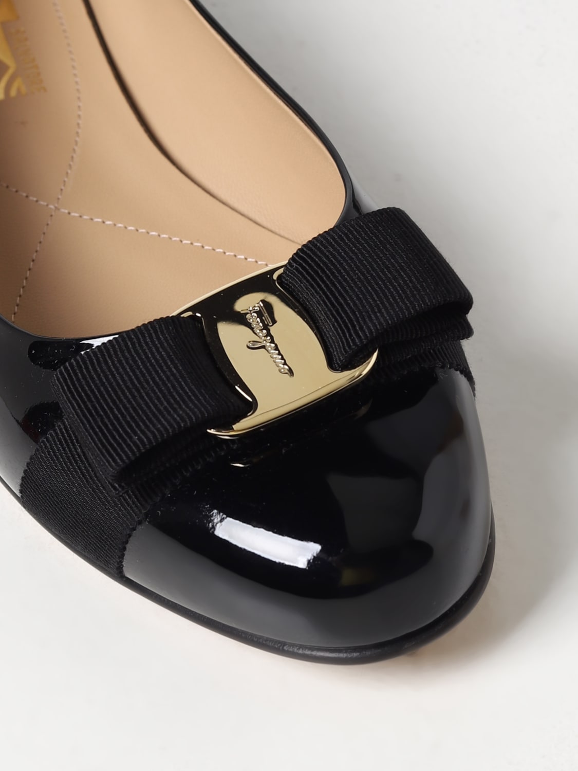 Ferragamo Vara bow ballerina shoes - Black