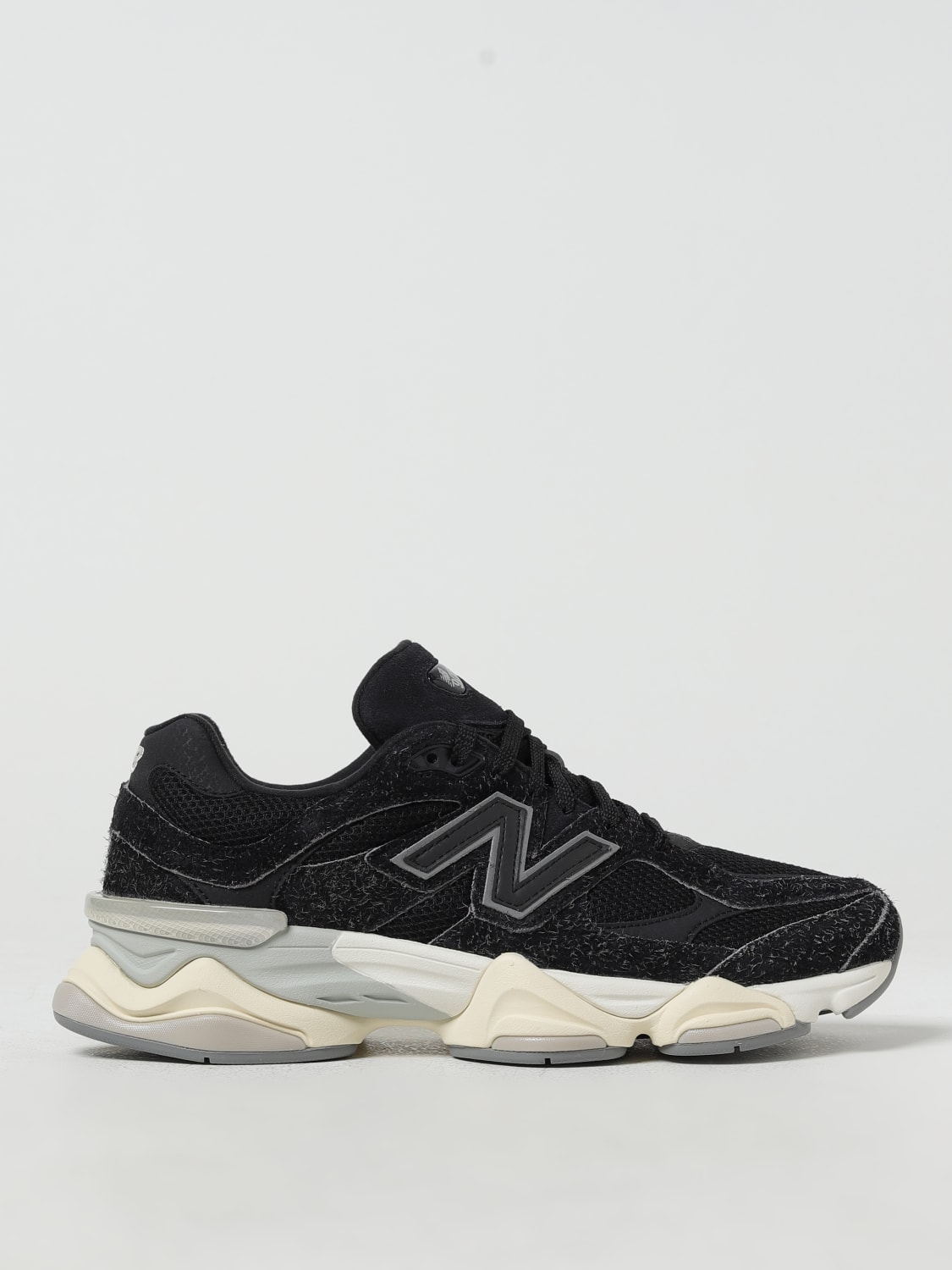 New balance noir sale homme