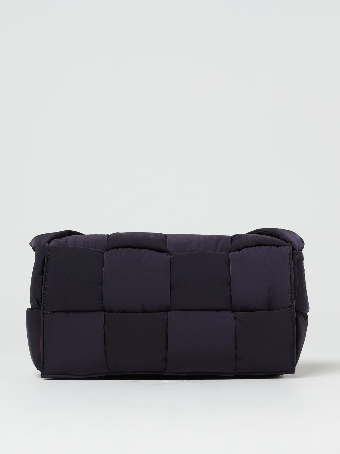 BOTTEGA VENETA: Padded Tech Cassette bag in nylon - Navy | Bottega