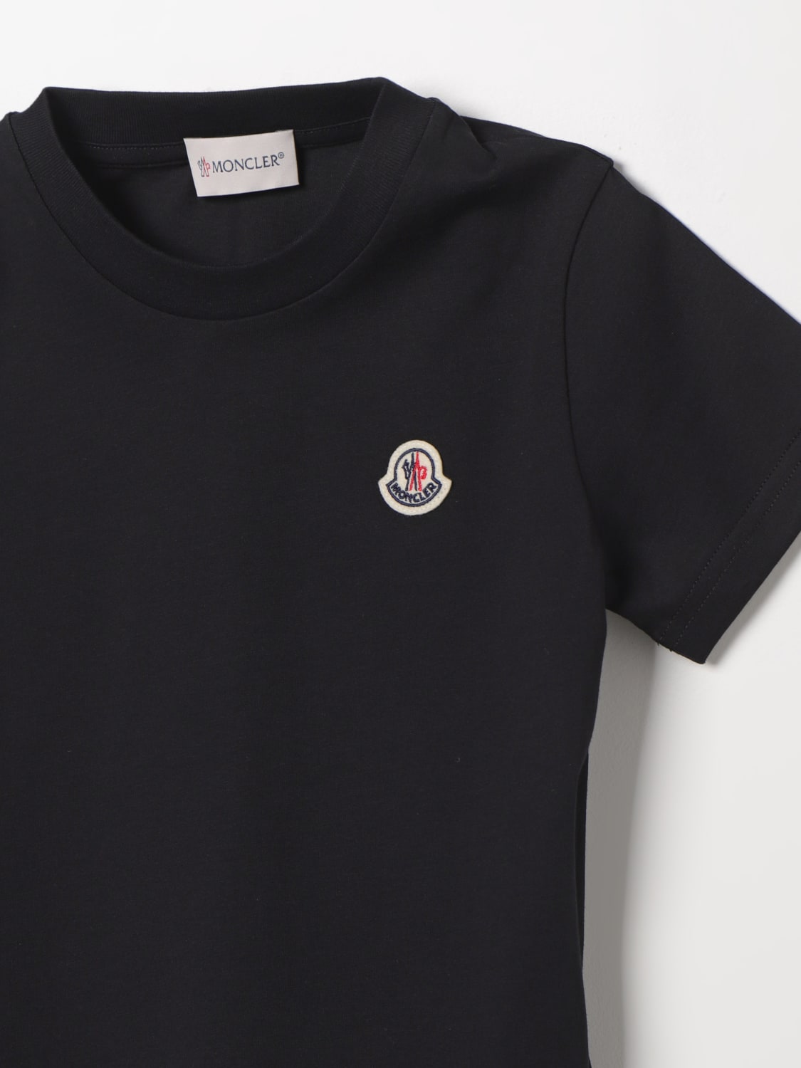 MONCLER：Tシャツ ボーイ - ブラック | GIGLIO.COMオンラインのMONCLER 