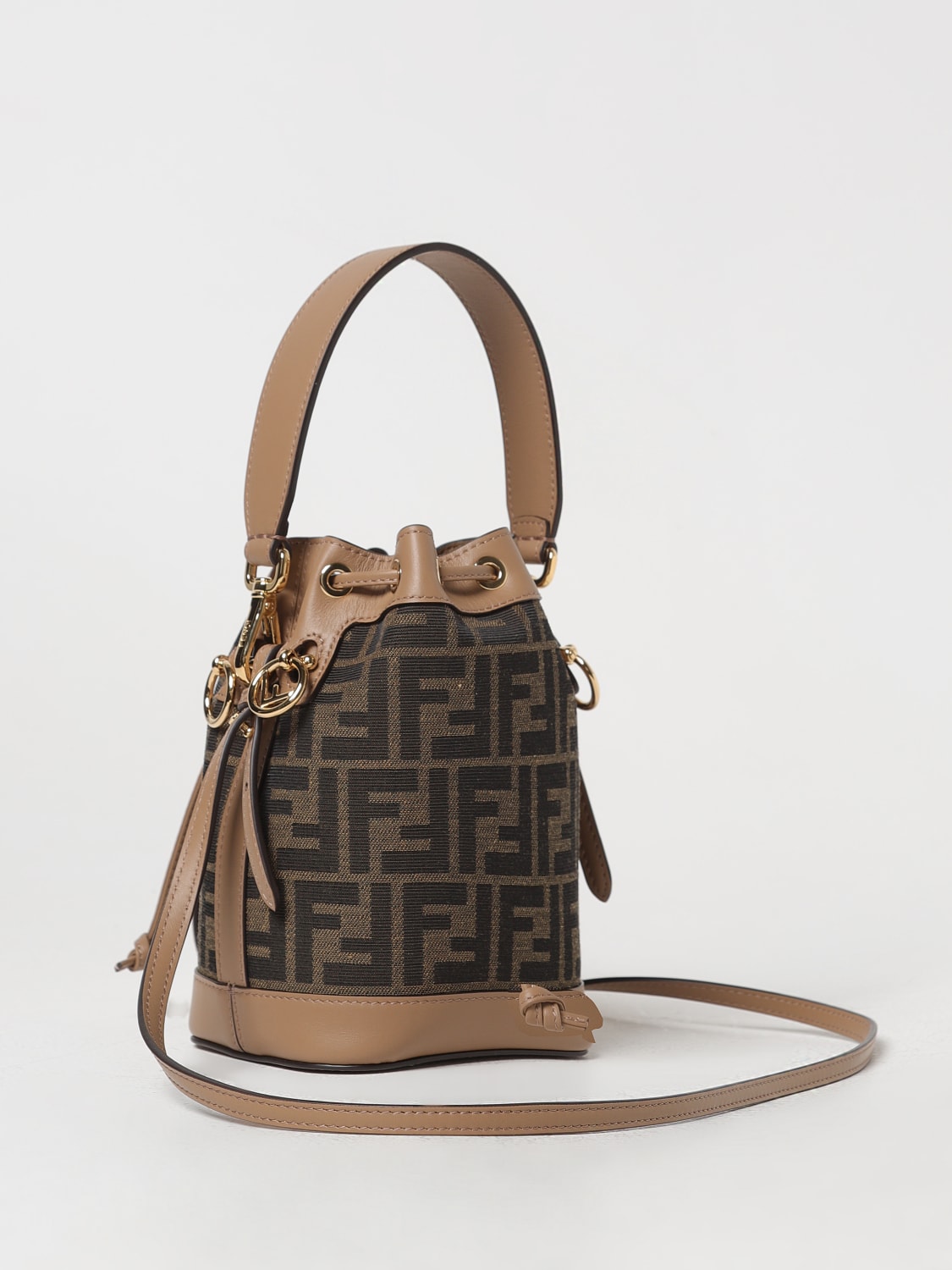 FENDI：ショルダーバッグ レディース - タバコ | GIGLIO.COMオンライン ...