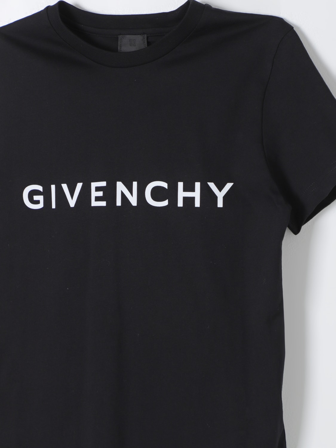 GIVENCHY：Tシャツ 男の子 - ブラック | GIGLIO.COMオンラインの