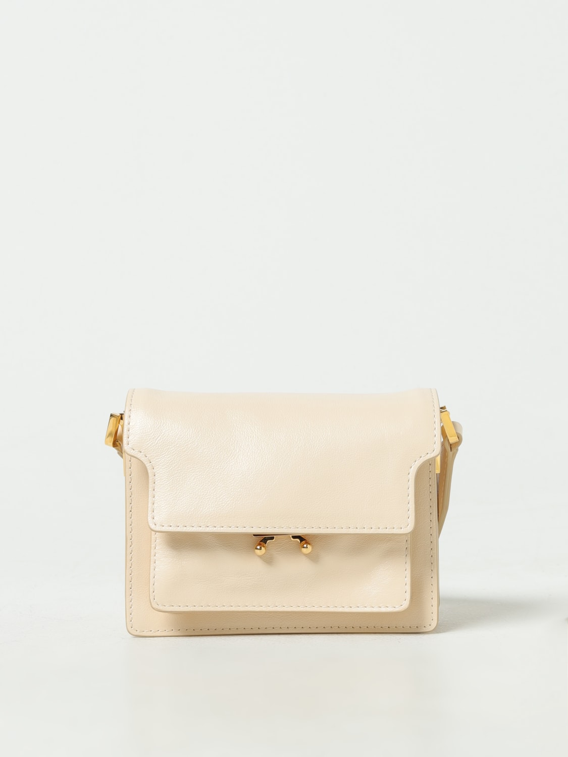 Marni store trunk beige