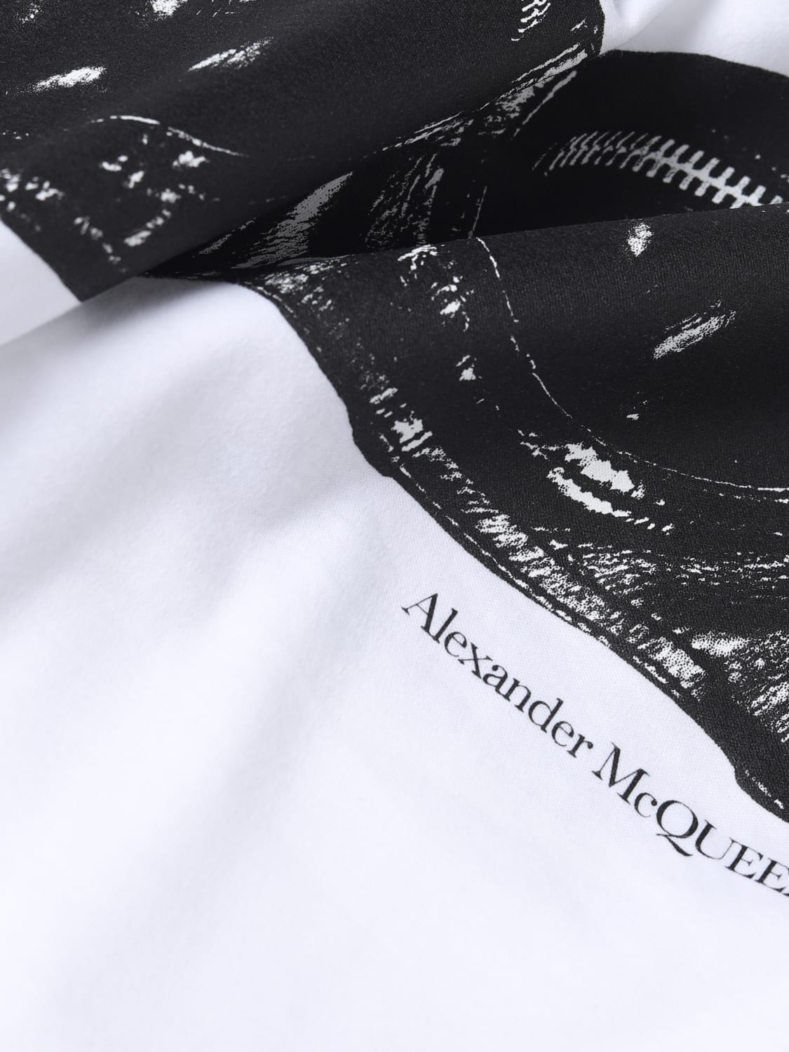 Alexander McQueen - White t-shirt with Biker Bra print 752355QZAJY