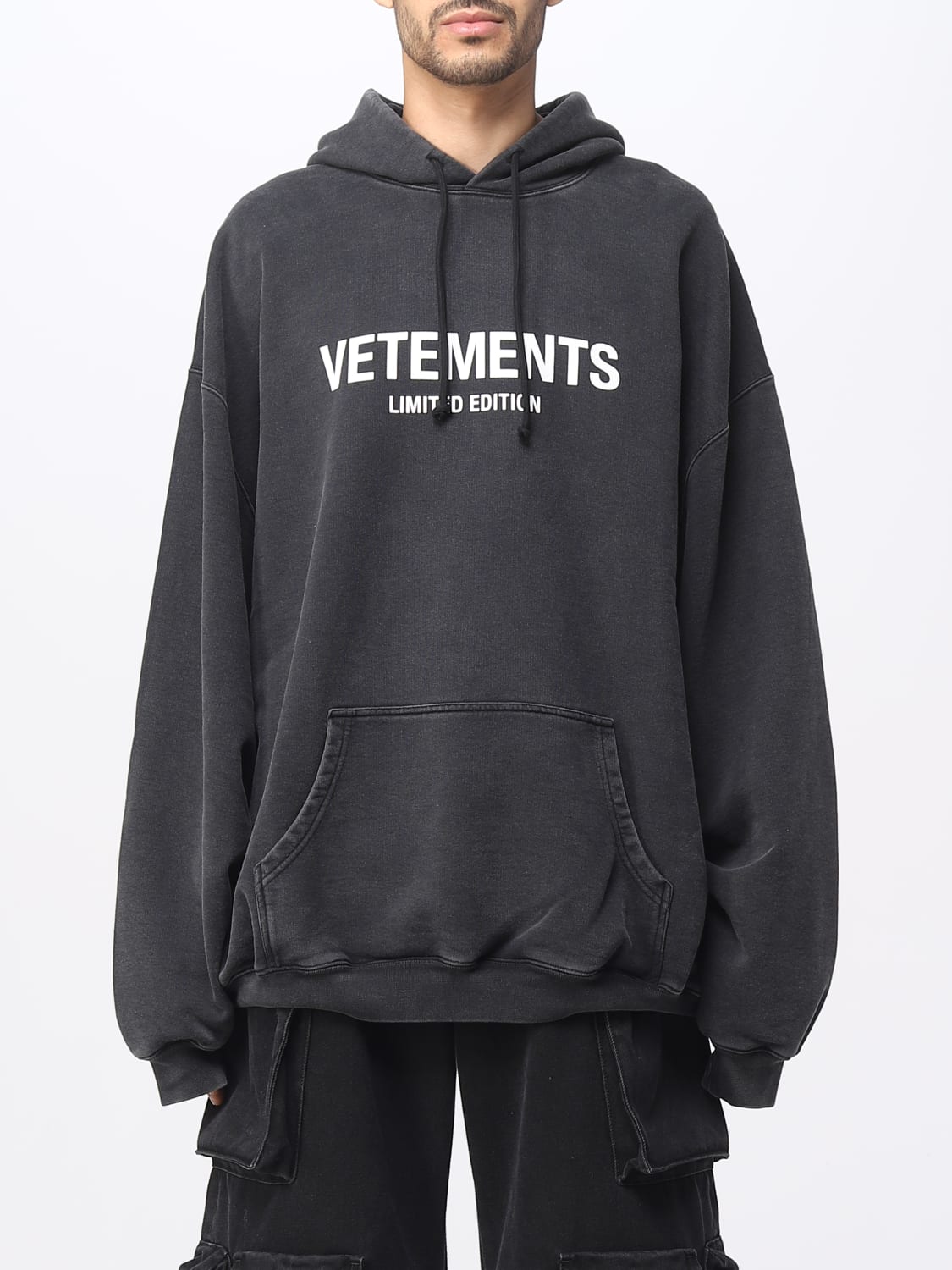 VETEMENTS Distressed logo-print Sweatshirt - Farfetch
