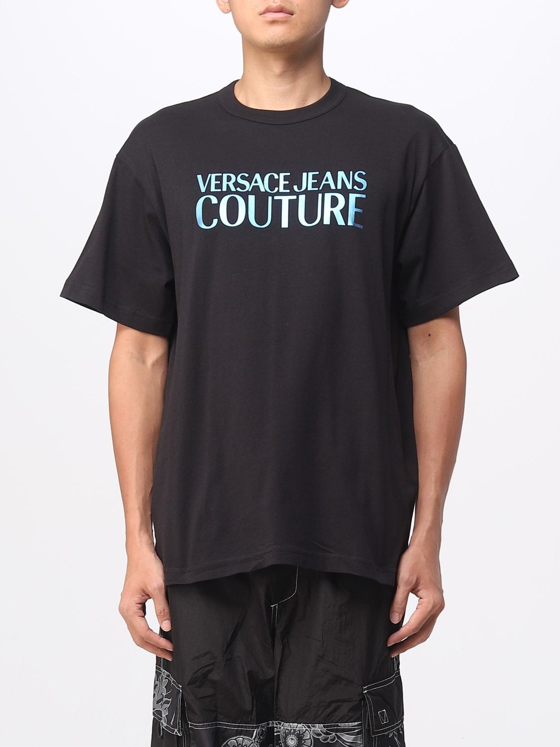 VERSACE JEANS COUTURE: cotton T-shirt with laminated logo - Black ...