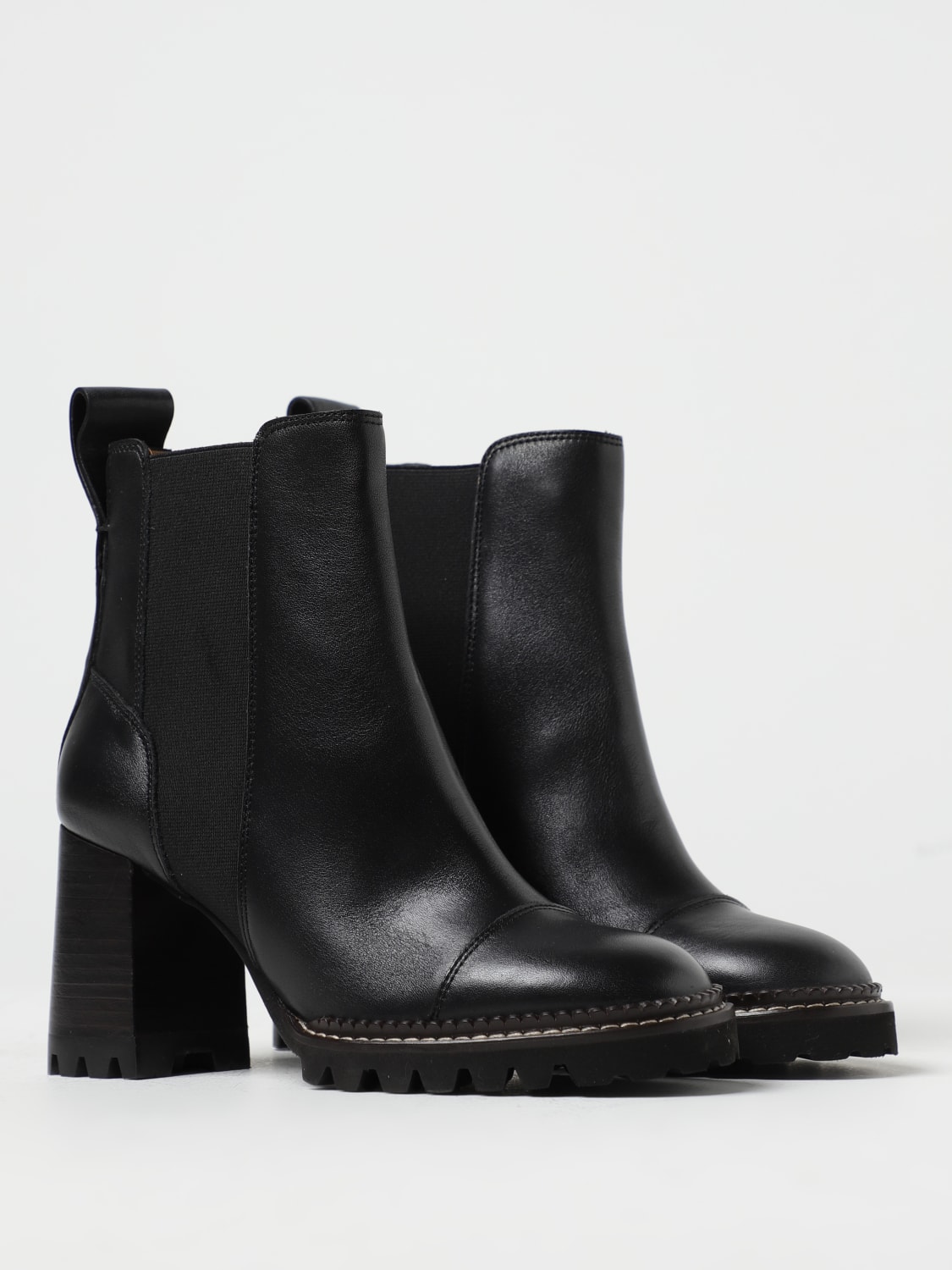 Chloe flat clearance boots