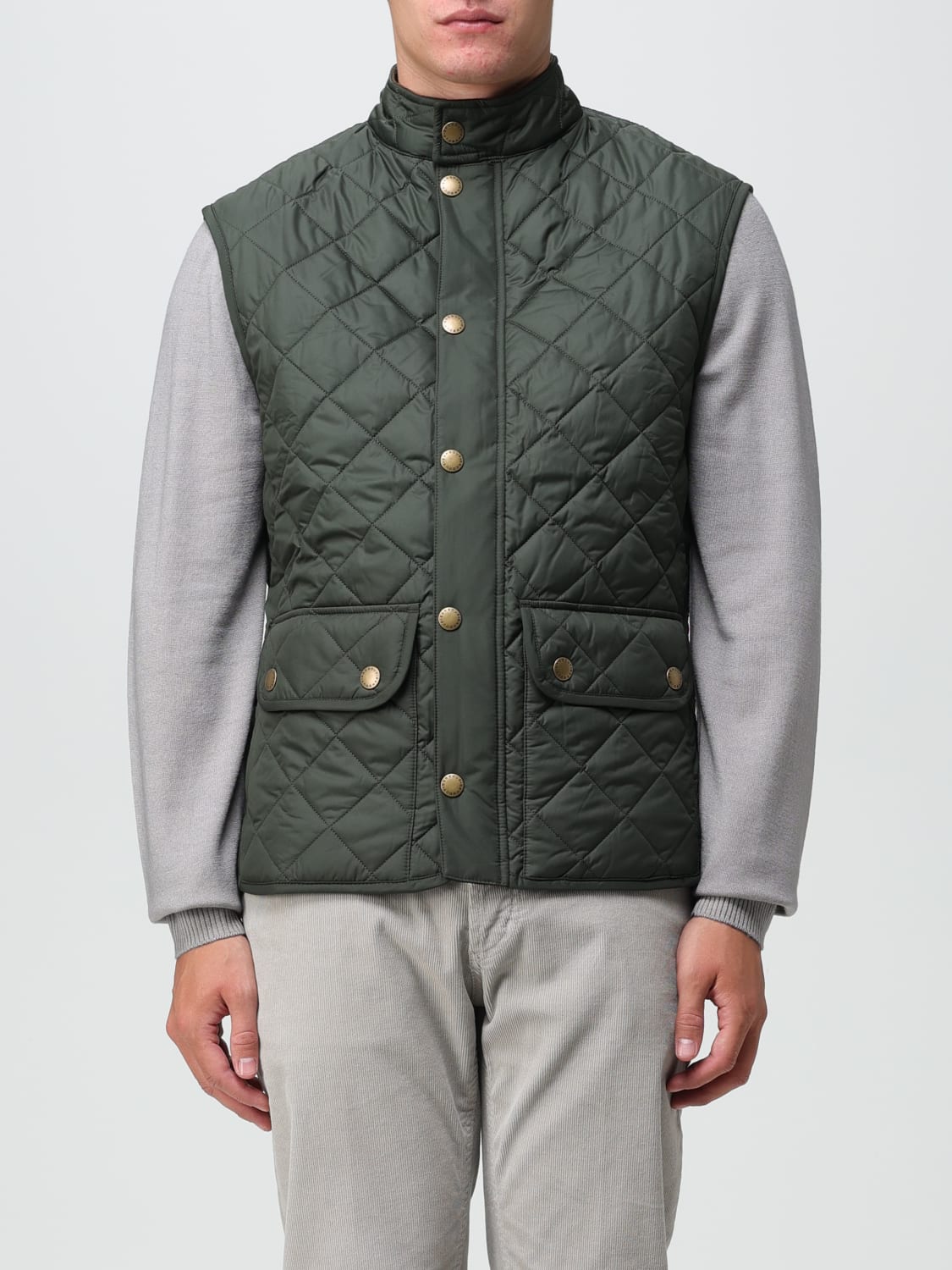 Barbour Men's Quilted Vest  Vest outfits men, Stylish men, Barbour vest