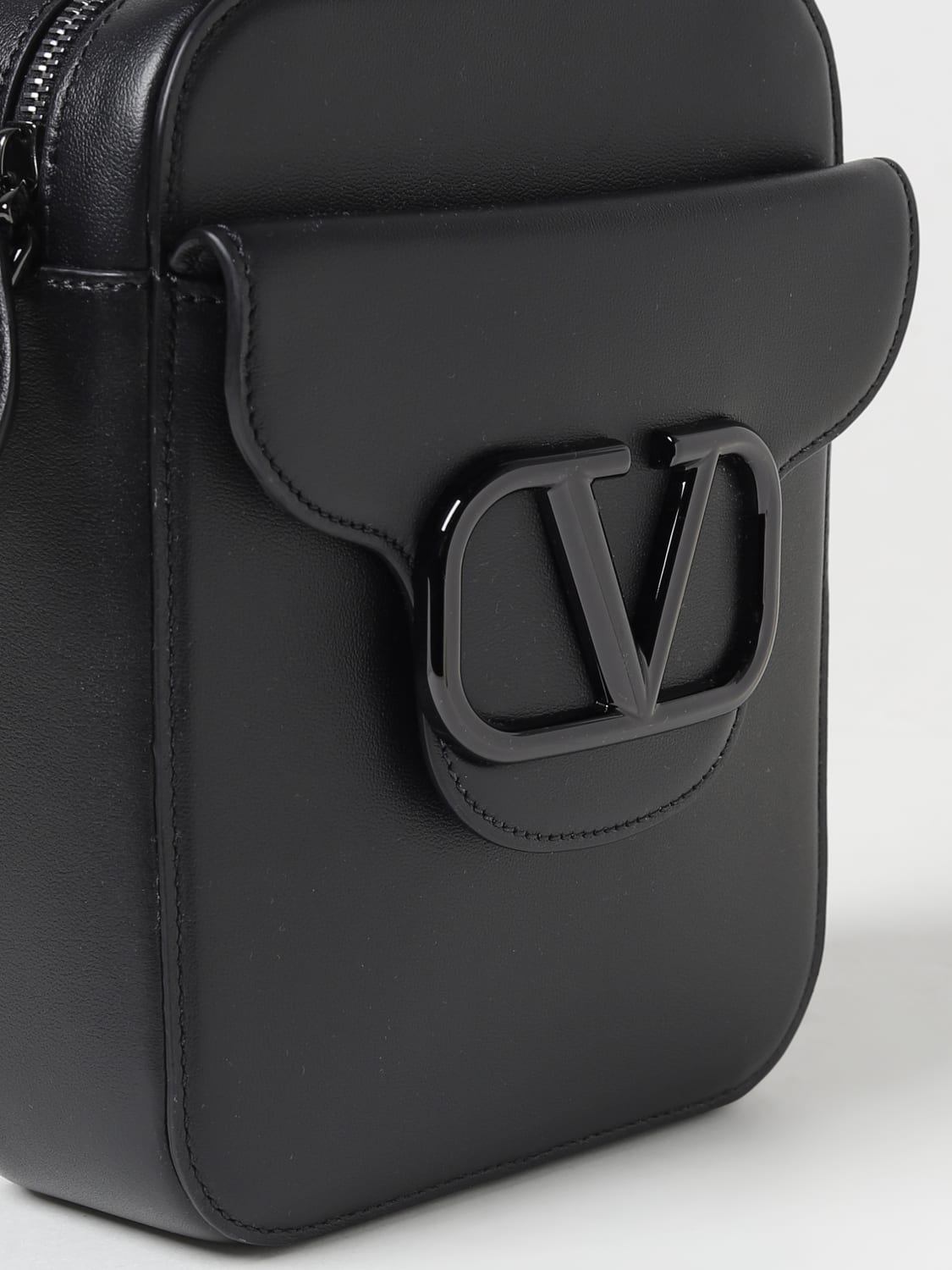 Valentino Garavani VLogo Signature leather crossbody bag - Black