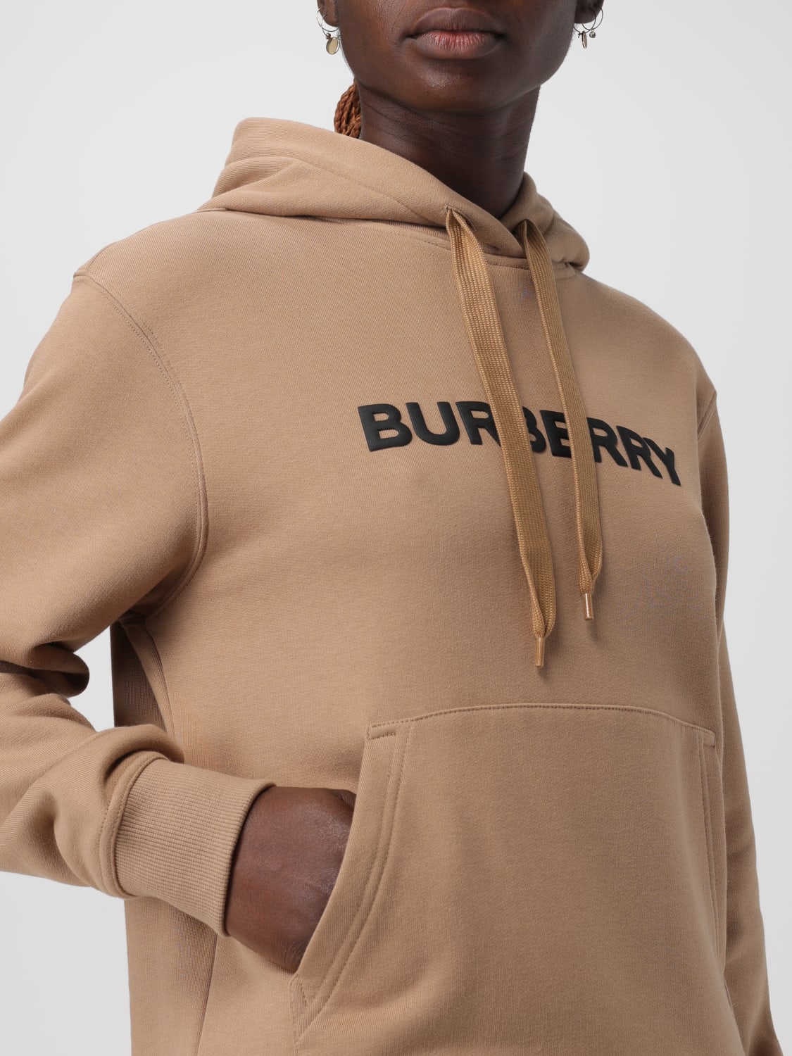 Burberry sweat store suit womens