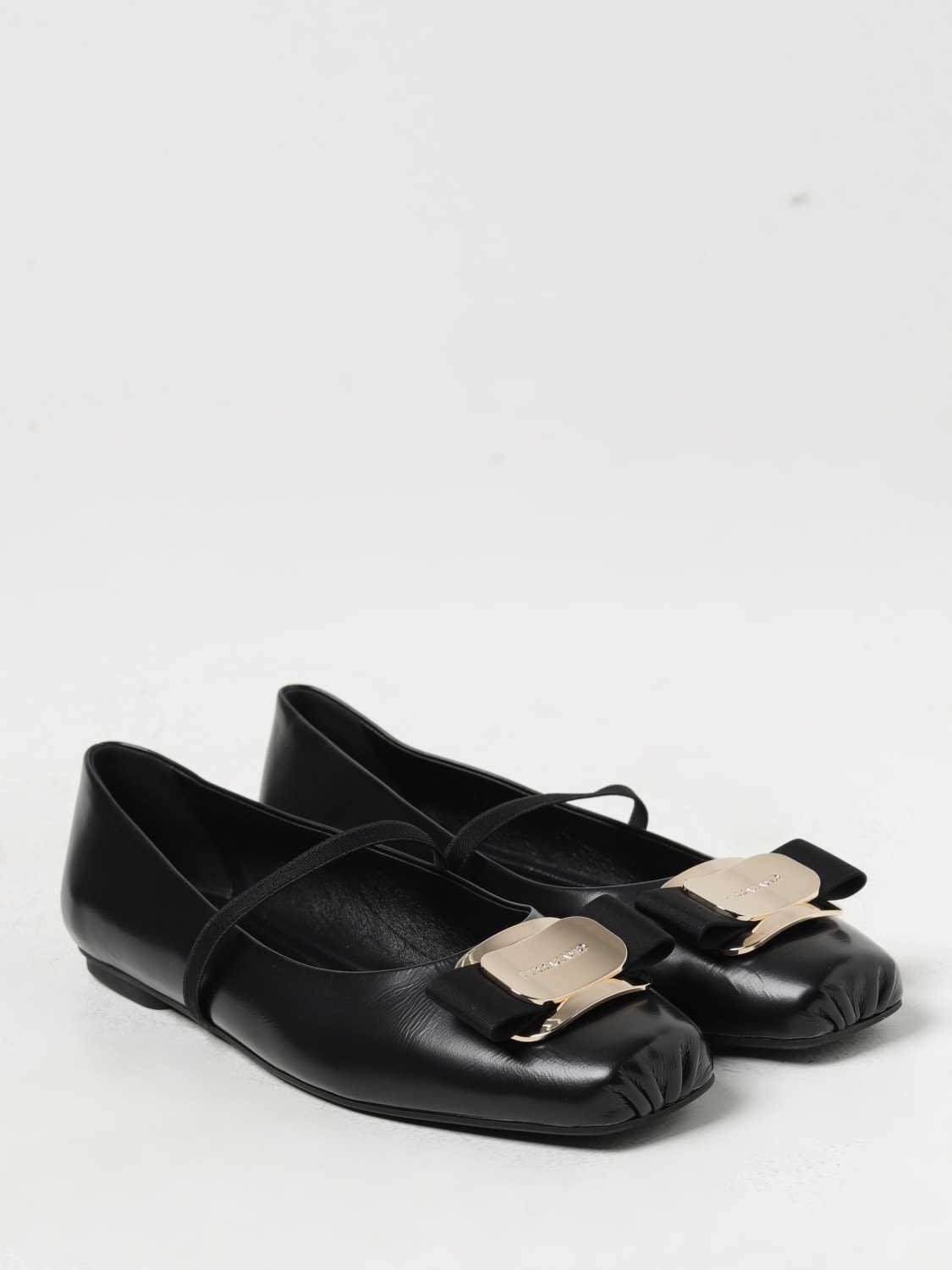 SALVATORE FERRAGAMO Women Ballet flats - Vestiaire Collective