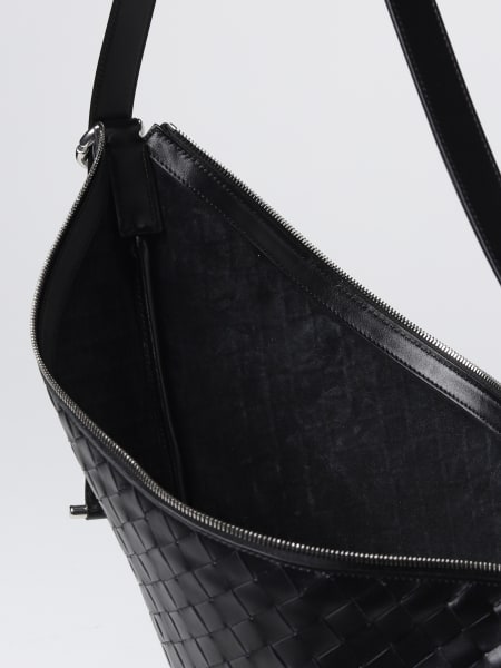 Bottega Veneta Outlet: Virgule bag in woven leather - Olive