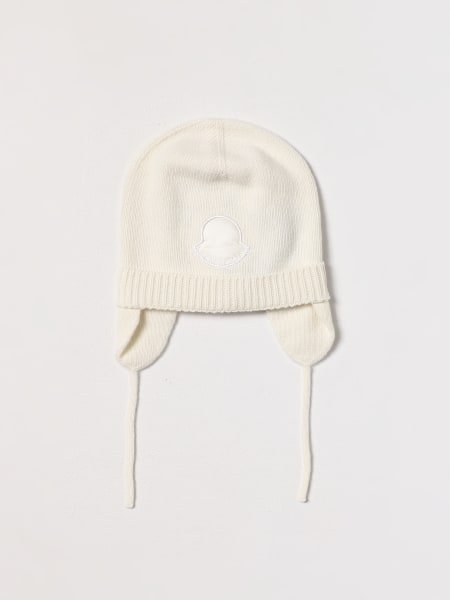 Moncler hat in wool with embroidered logo