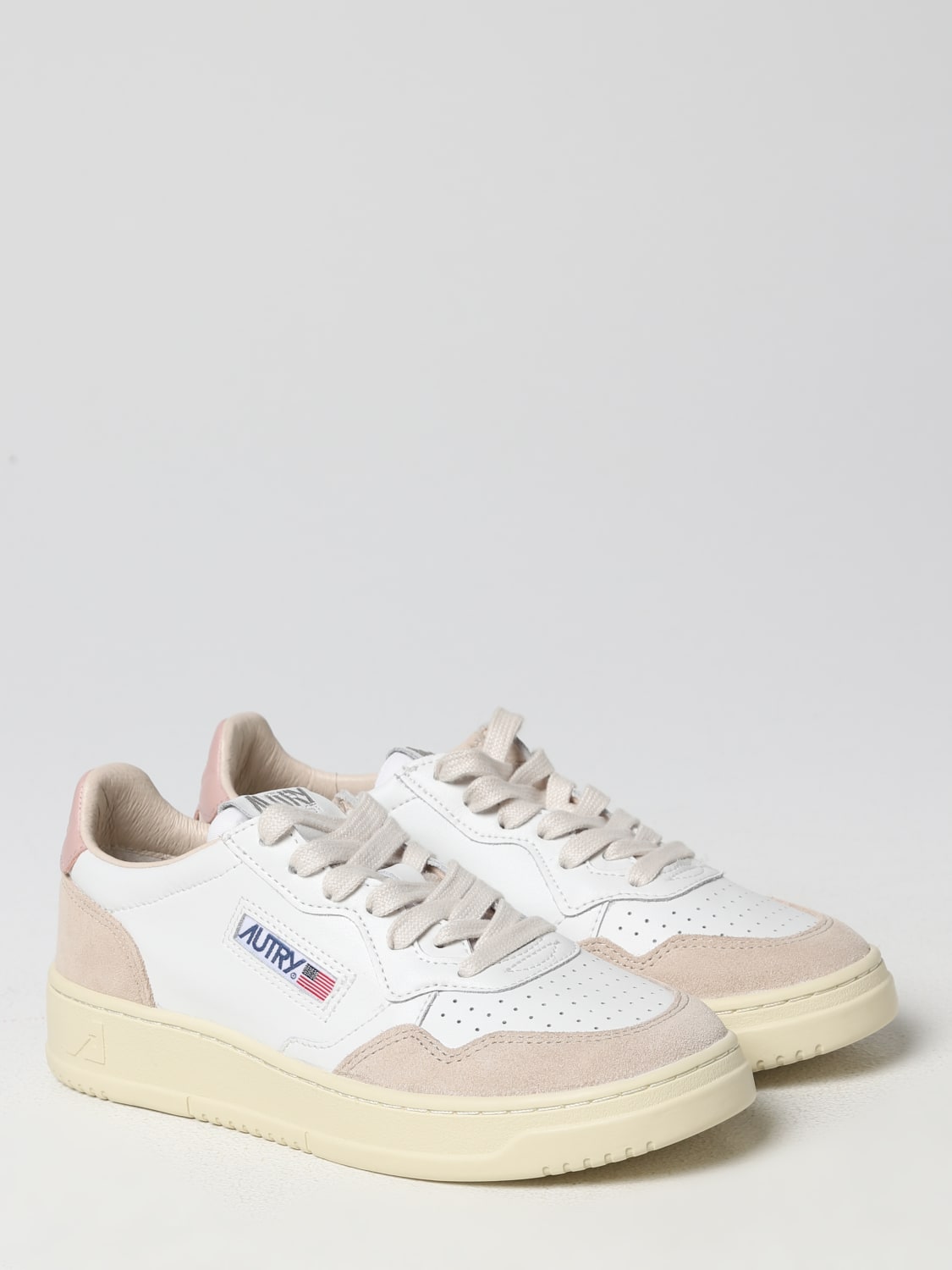 AUTRY: sneakers for woman - White | Autry sneakers AULWLS37 online on ...
