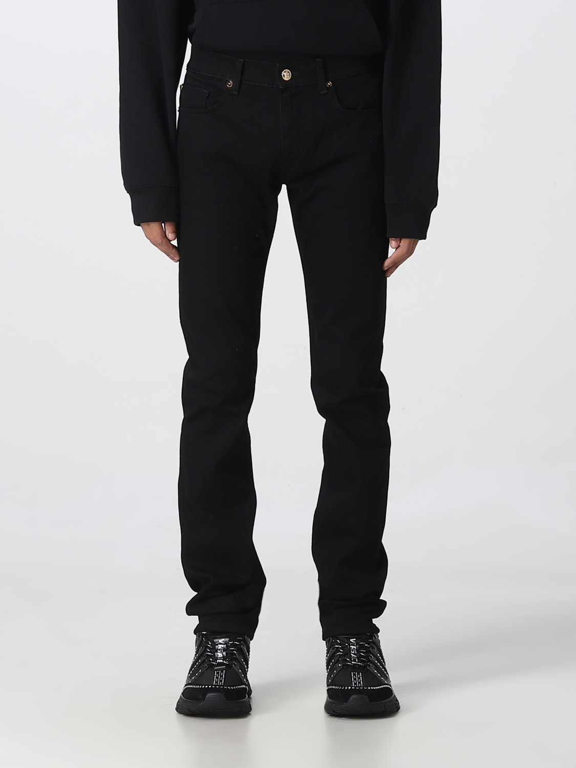 VERSACE: Jeans para hombre, Negro | Versace A818321A03069 en línea en GIGLIO.COM
