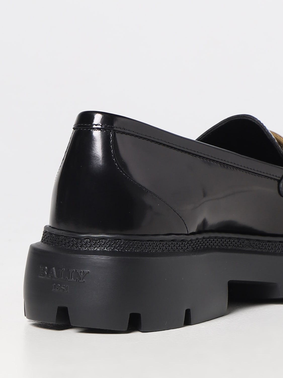 BALLY CALF PATENT 黒 売り最激安 レディース | atendefacil.med.br