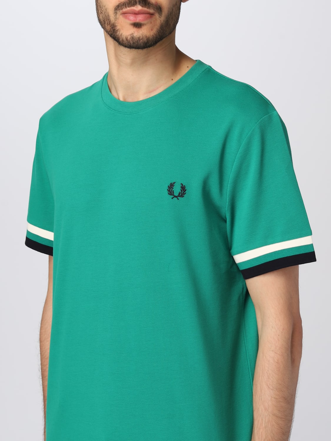 FRED PERRY: t-shirt for men - Green | Fred Perry t-shirt M5609 online ...