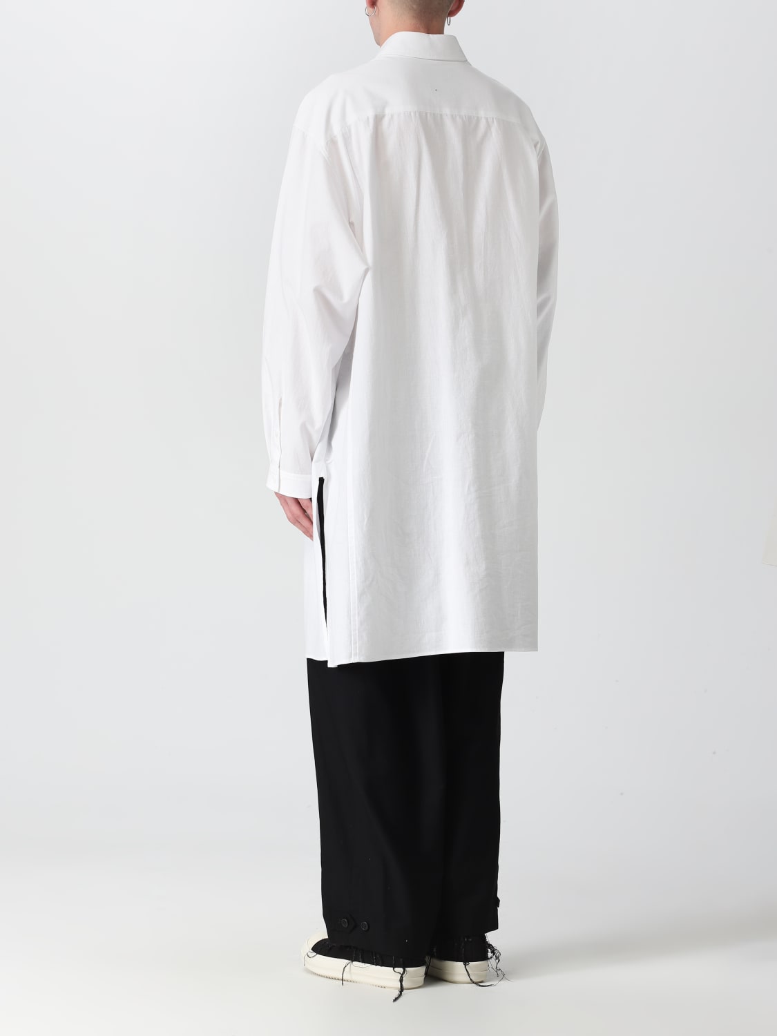 YOHJI YAMAMOTO：シャツ メンズ - ホワイト | GIGLIO.COMオンラインの 