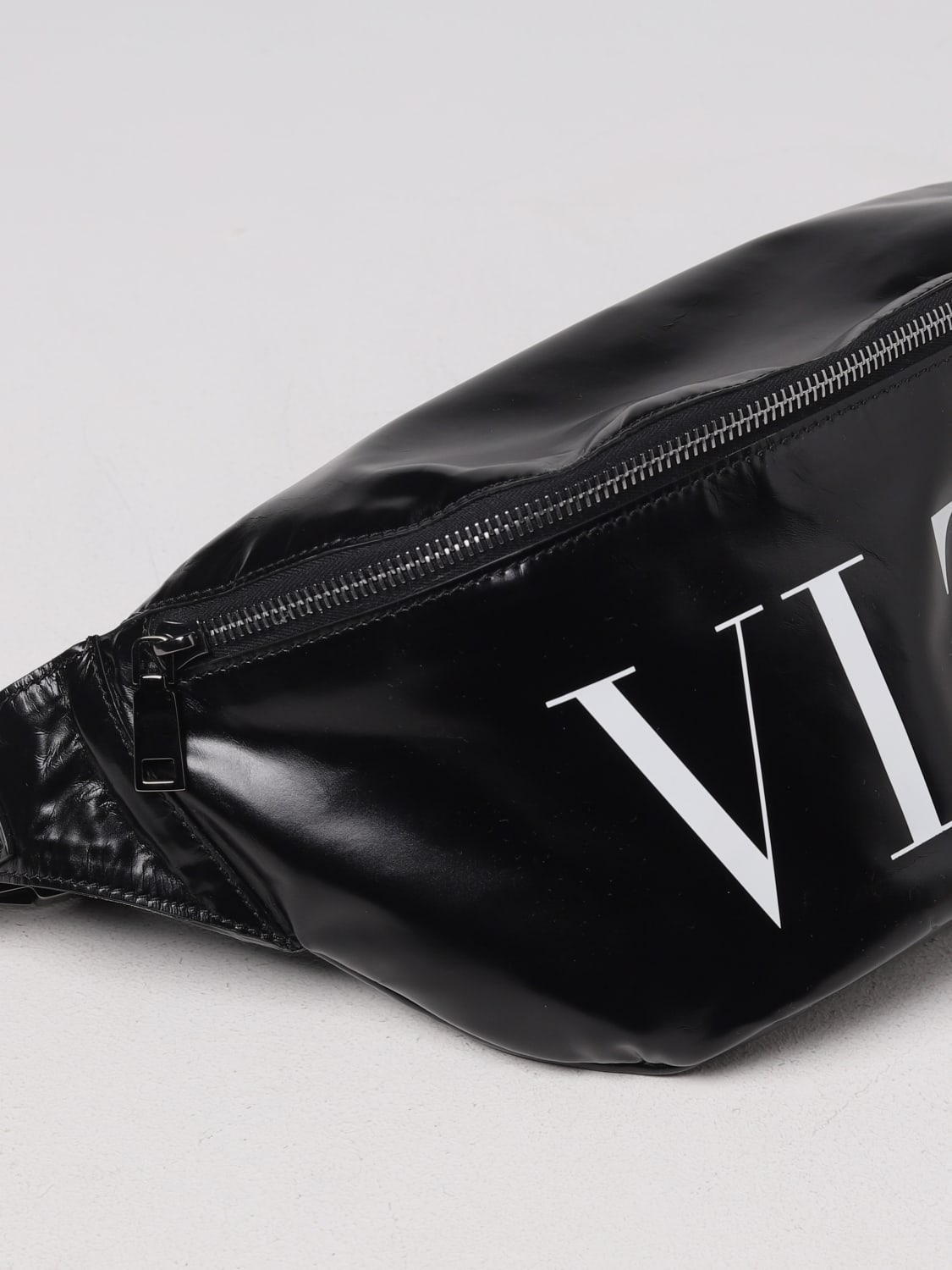 NWT Valentino Alligator Skin V-Ring Sling Belt Bag 22k