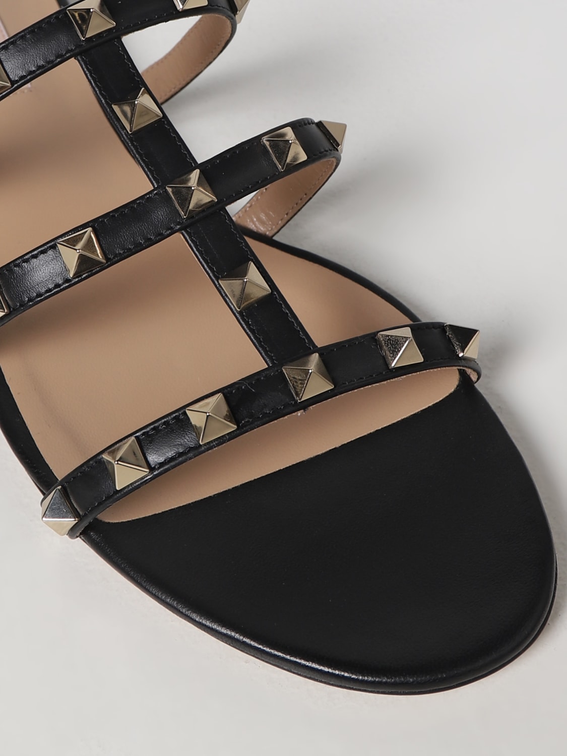 VALENTINO GARAVANI: leather sandals - Valentino sandals 2W2S0C49VOD online on GIGLIO.COM