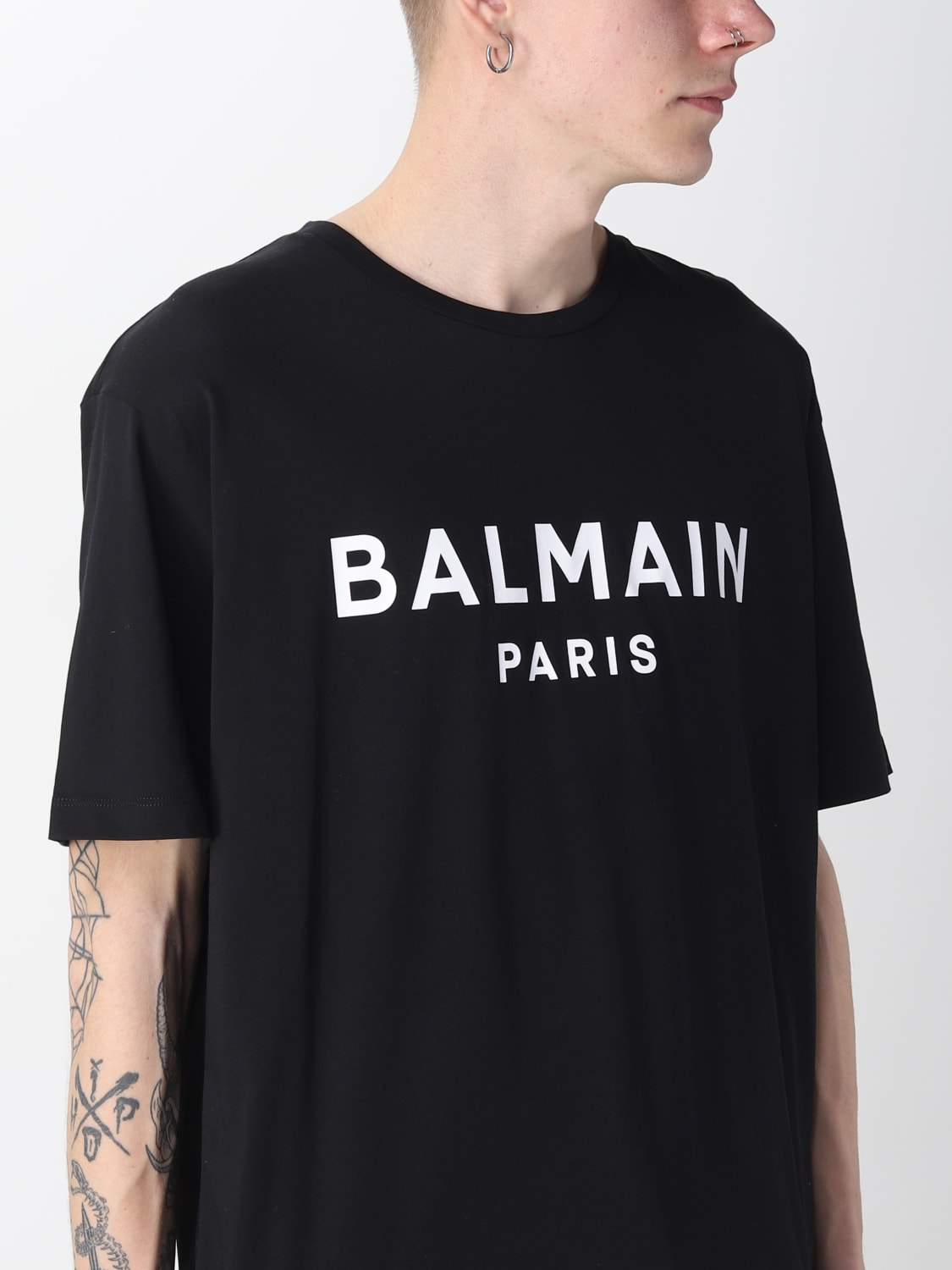 ~ side granske Original BALMAIN: cotton t-shirt - Black | Balmain t-shirt AH1EG000BB73 online at  GIGLIO.COM
