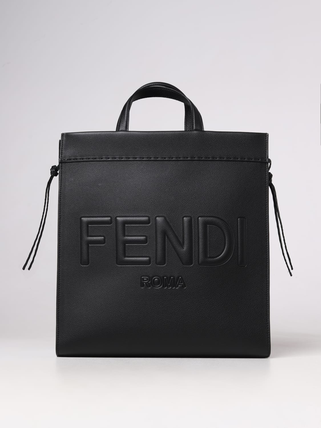 Fendi Outlet: Fendii Go To Shopper bag in grained leather - Black ...