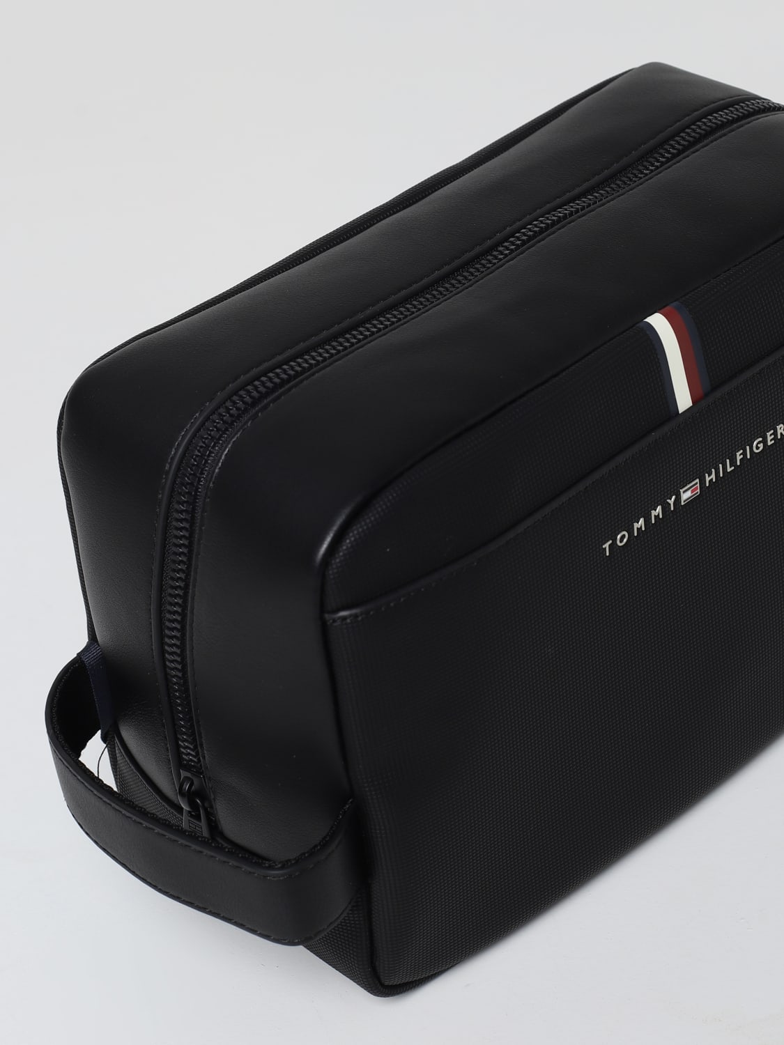 TOMMY HILFIGER: cosmetic case for - Black | cosmetic case AM0AM11609 at GIGLIO.COM