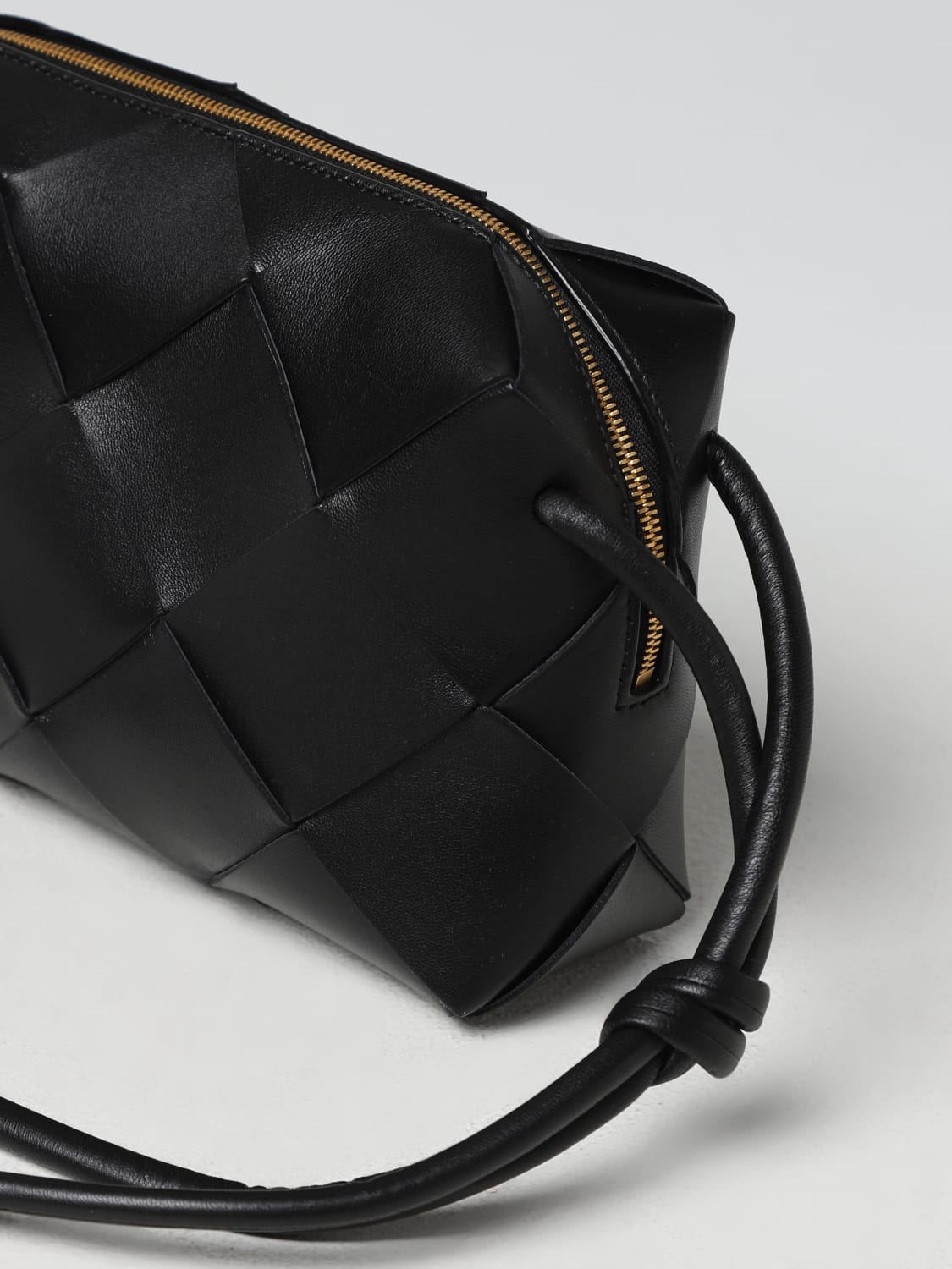 BOTTEGA VENETA: crossbody bags for woman - Black | Bottega Veneta ...