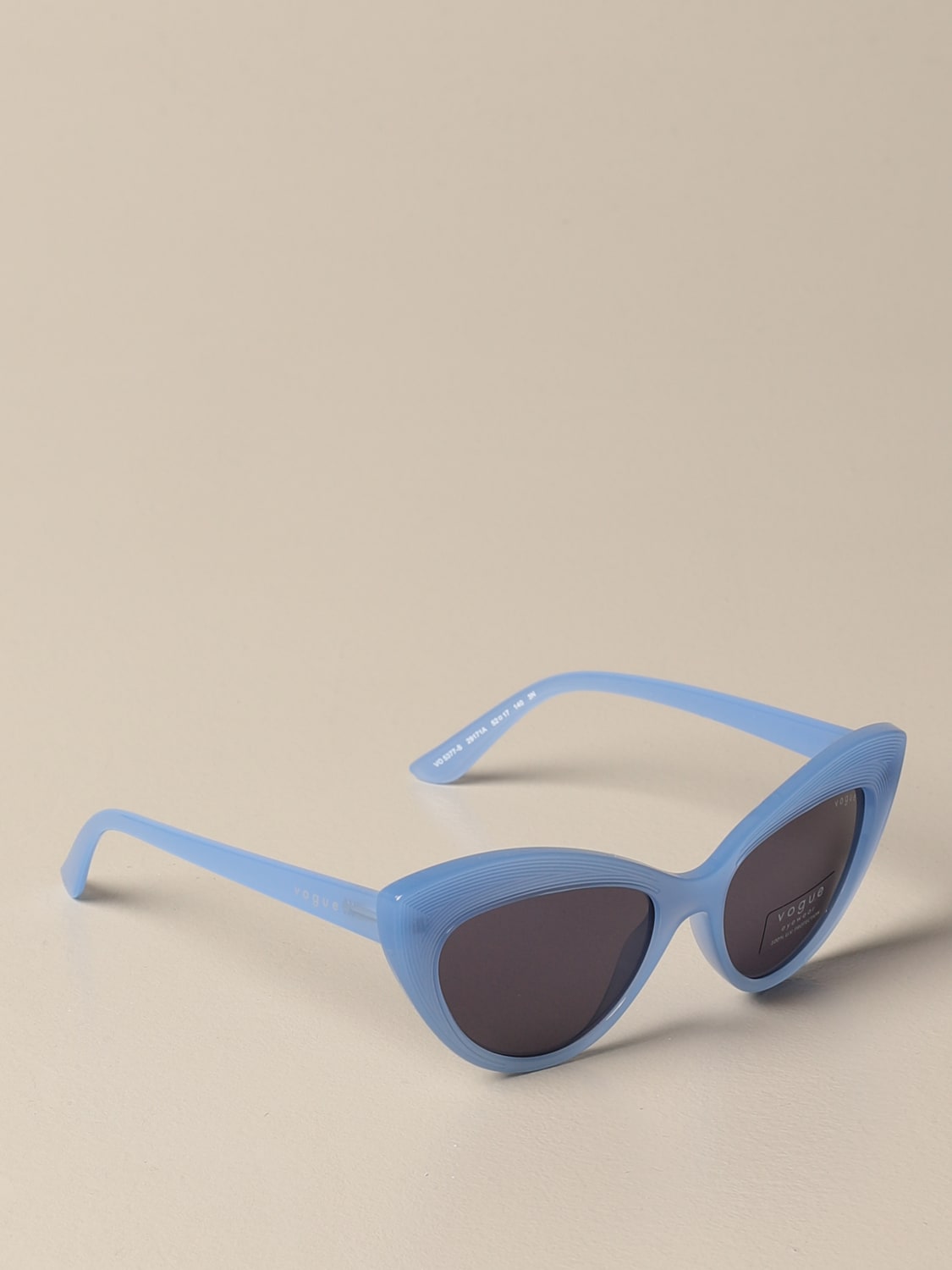 Sunglasses Vogue: Vogue sunglasses in acetate gnawed blue 2