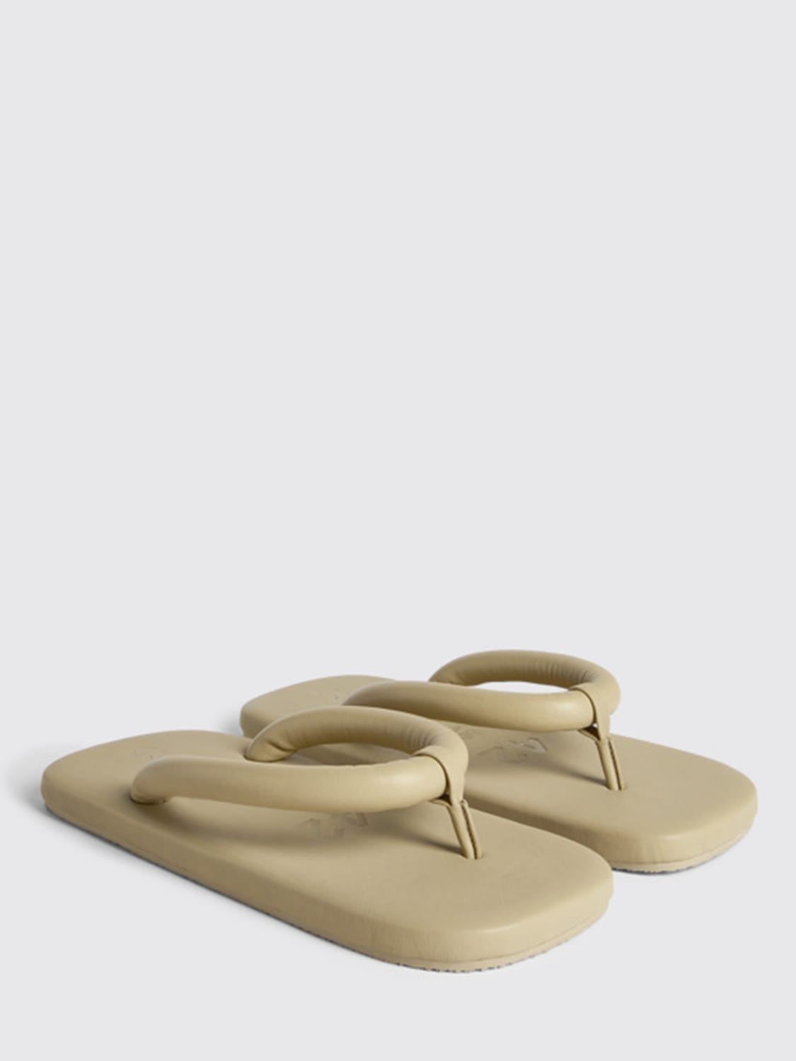 CAMPERLAB: Hastalavista flip-flops in calfskin - Beige | Camperlab